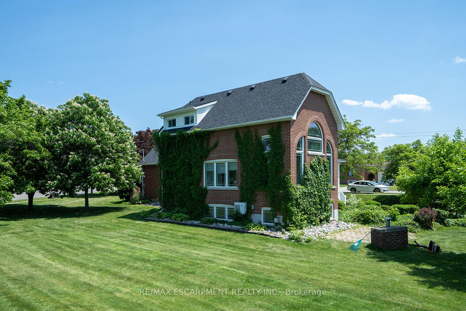 Photo 29 of Unit B, 324 King Street, Hamilton, Stoney Creek — HOMEH