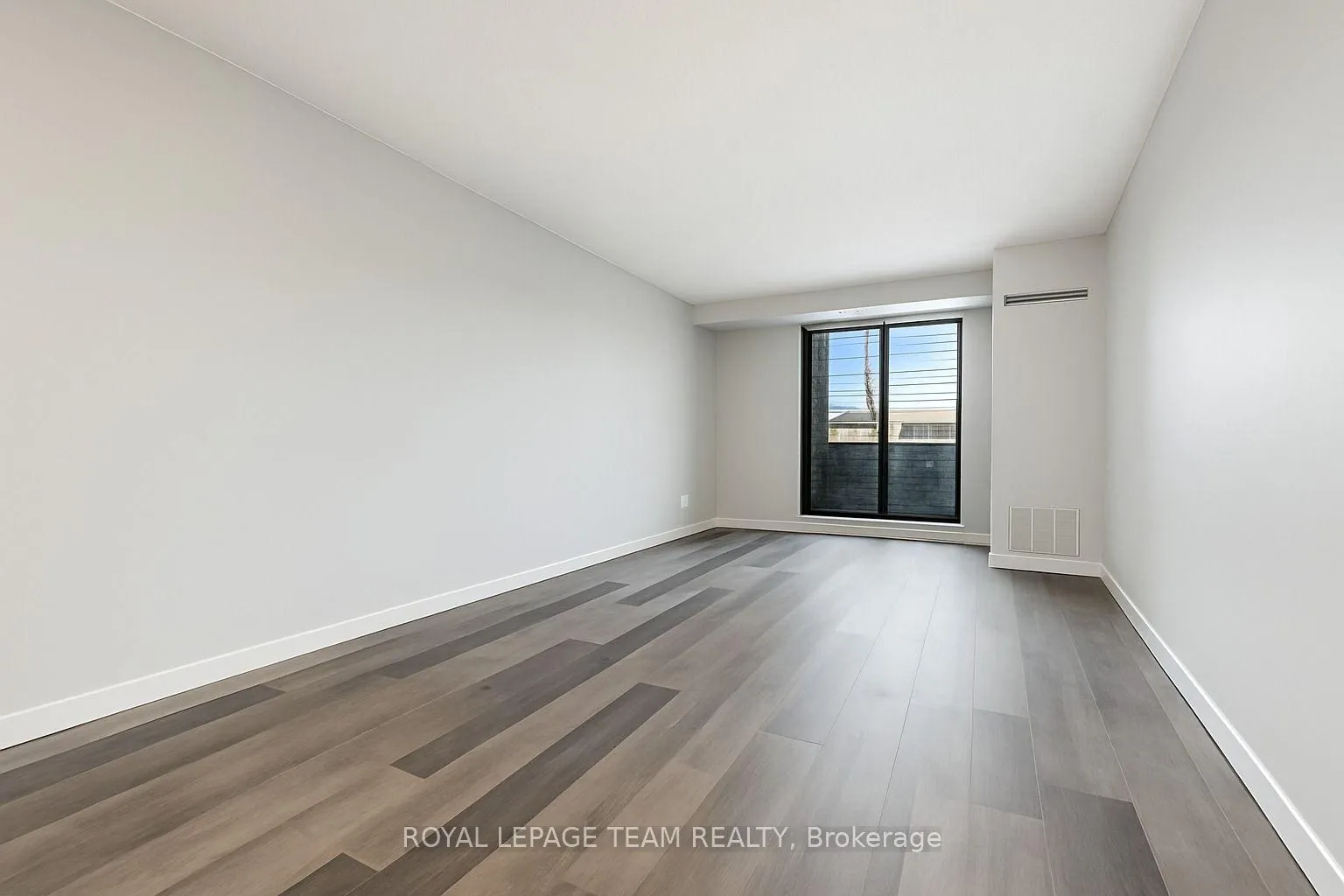 Photo 9 of Unit 901, 200 Bay Street, Ottawa, Ottawa Centre — HOMEH