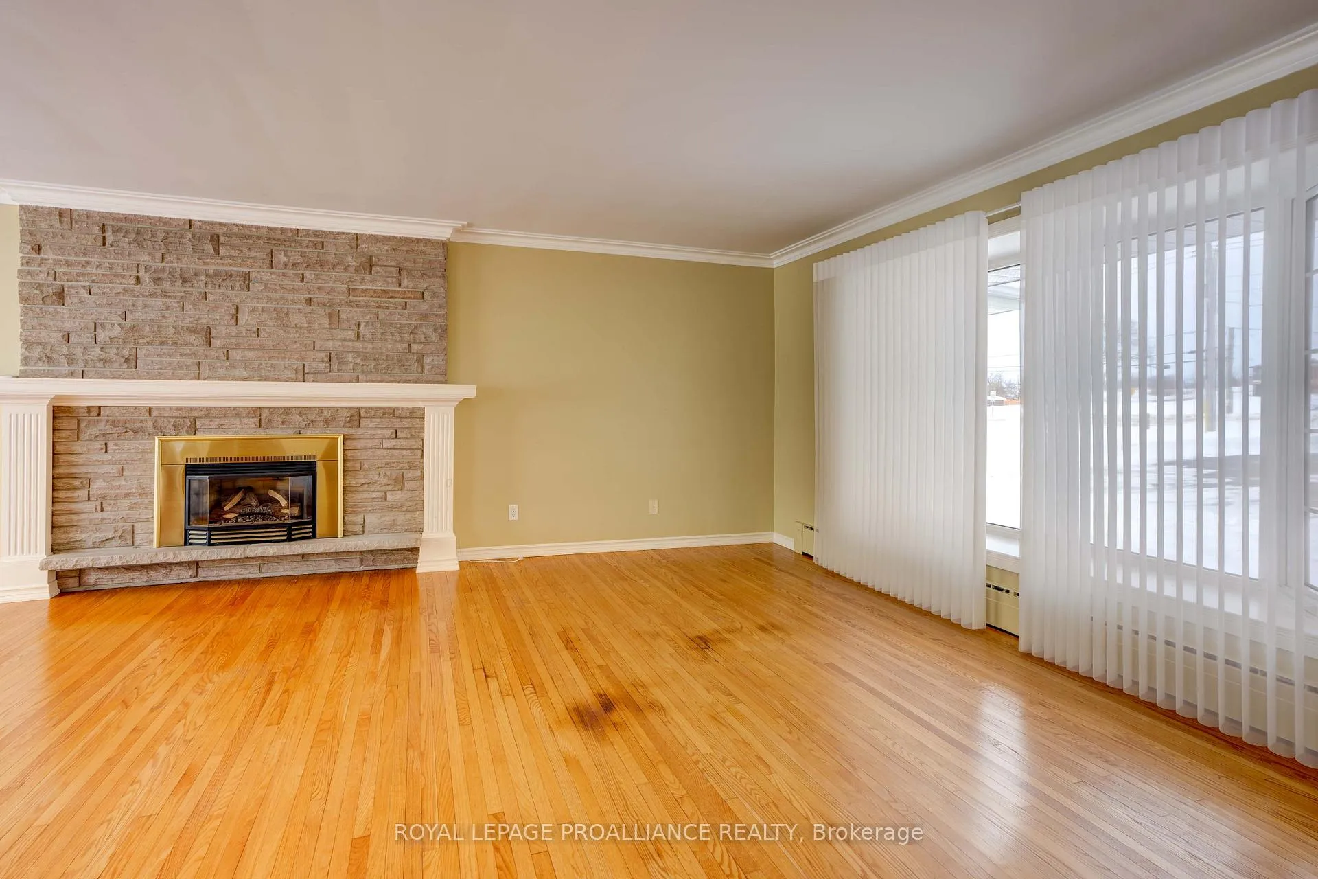 Photo 5 of 1675 County Rd 2 W, Prescott — HOMEH