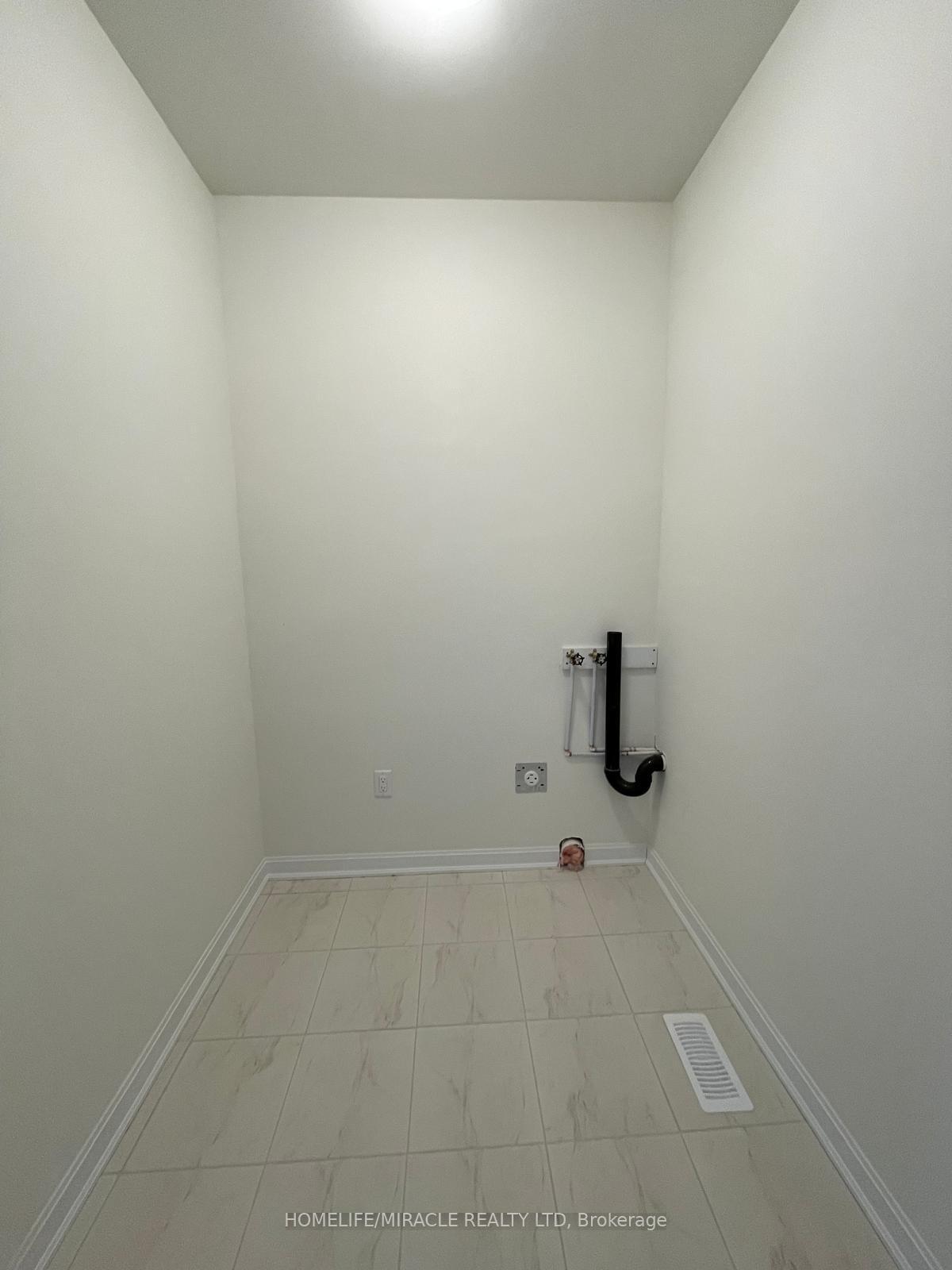 Photo 20 of 135 Gildersleeve Boulevard, Loyalist, Bath — HOMEH