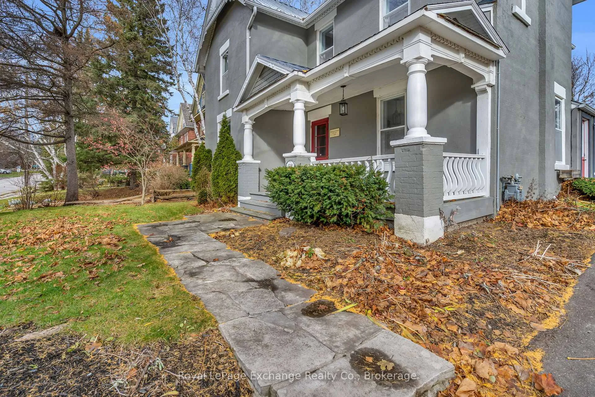 Photo 6 of 412 Main Street, King, Schomberg — HOMEH