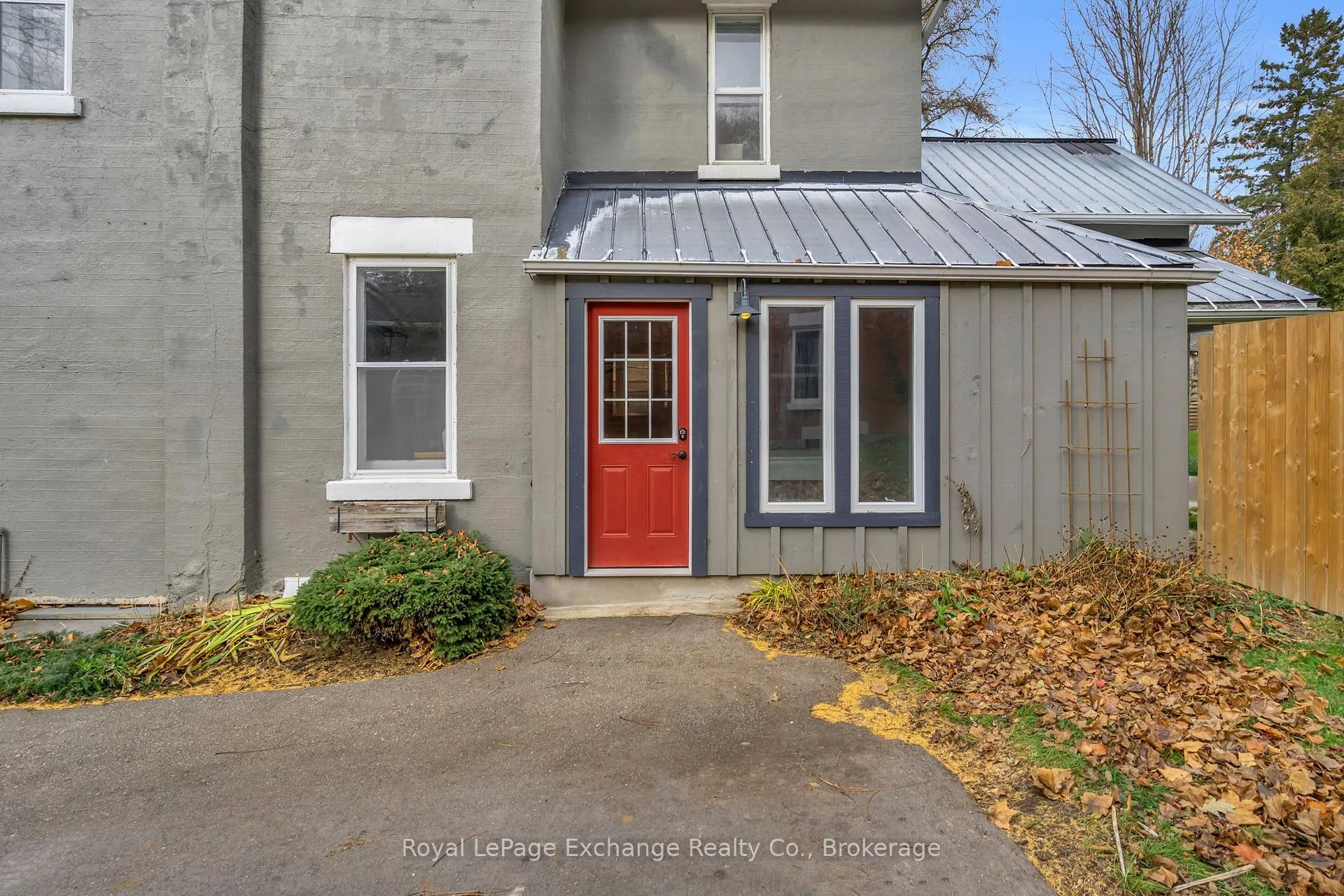 Photo 42 of 412 Main Street, King, Schomberg — HOMEH