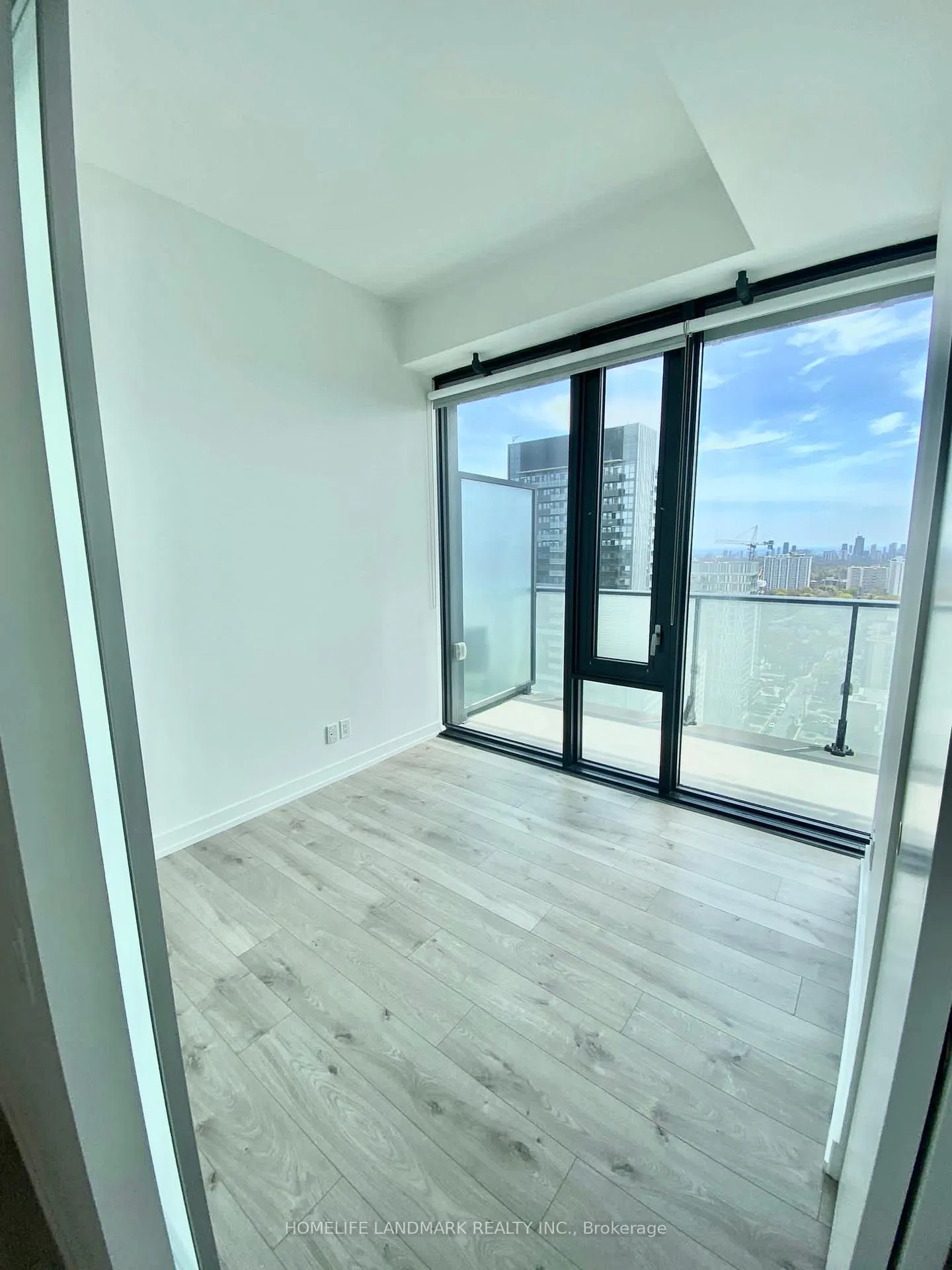 Photo 14 of Unit 2910, 161 Roehampton Avenue, Toronto, Mount Pleasant West — HOMEH
