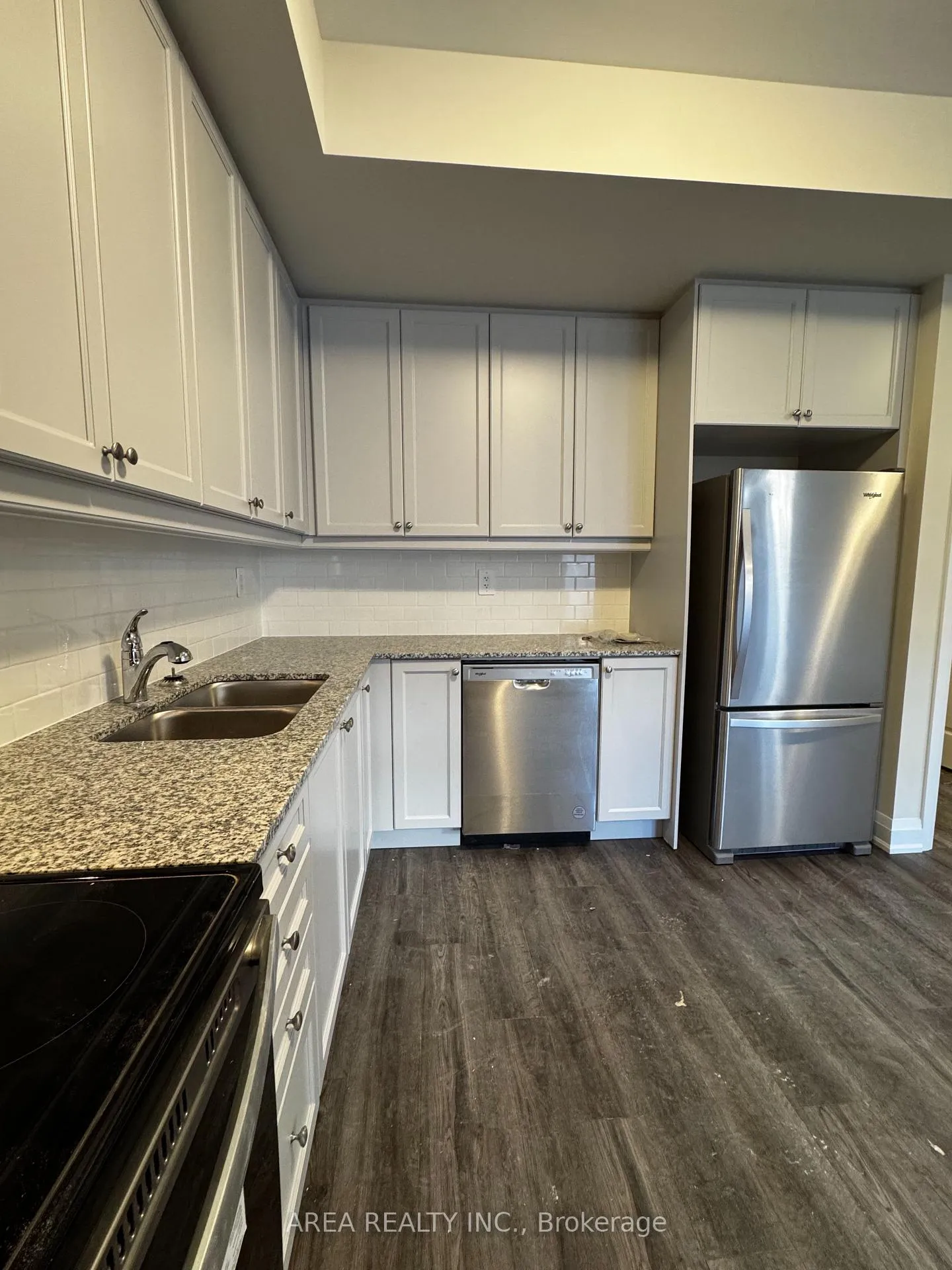 Photo 2 of Unit 824, 1593 Rose Way, Milton, Cobban — HOMEH