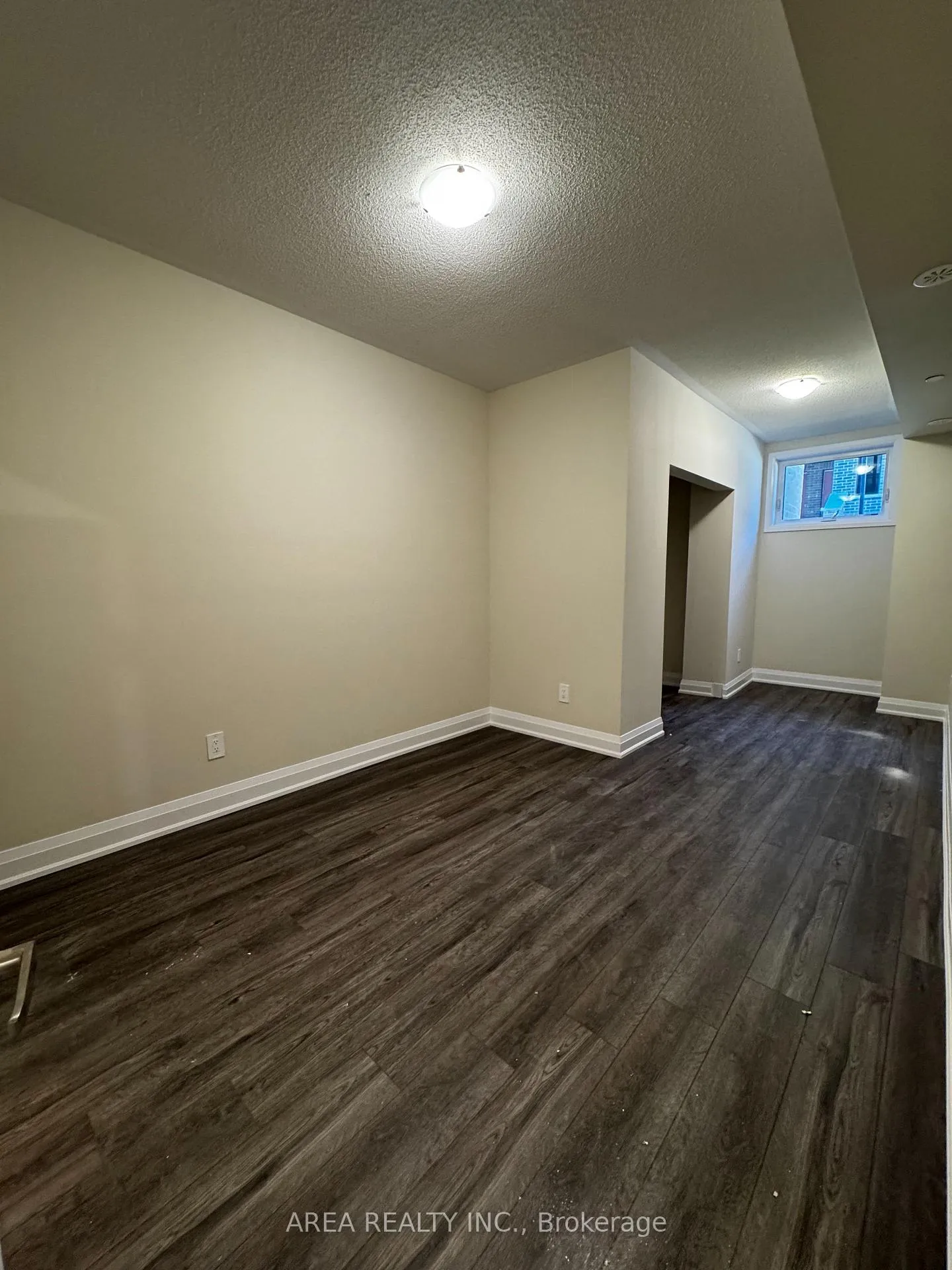 Photo 8 of Unit 824, 1593 Rose Way, Milton, Cobban — HOMEH