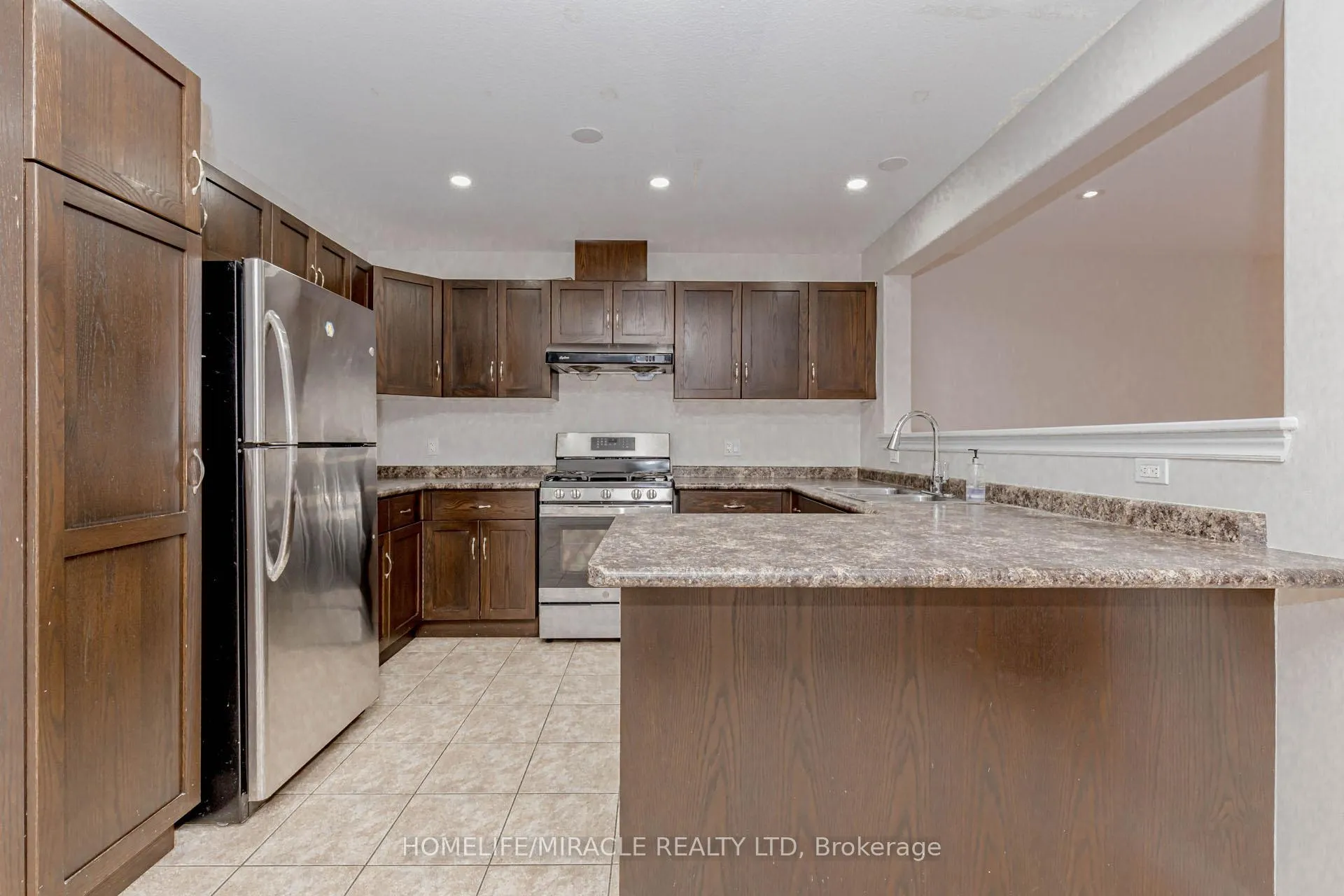 Photo 11 of 21 Dougall Street, Guelph, Grange Road — HOMEH