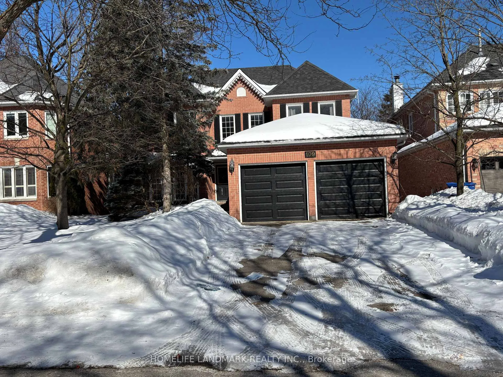 Front of 109 Carlyle Crescent