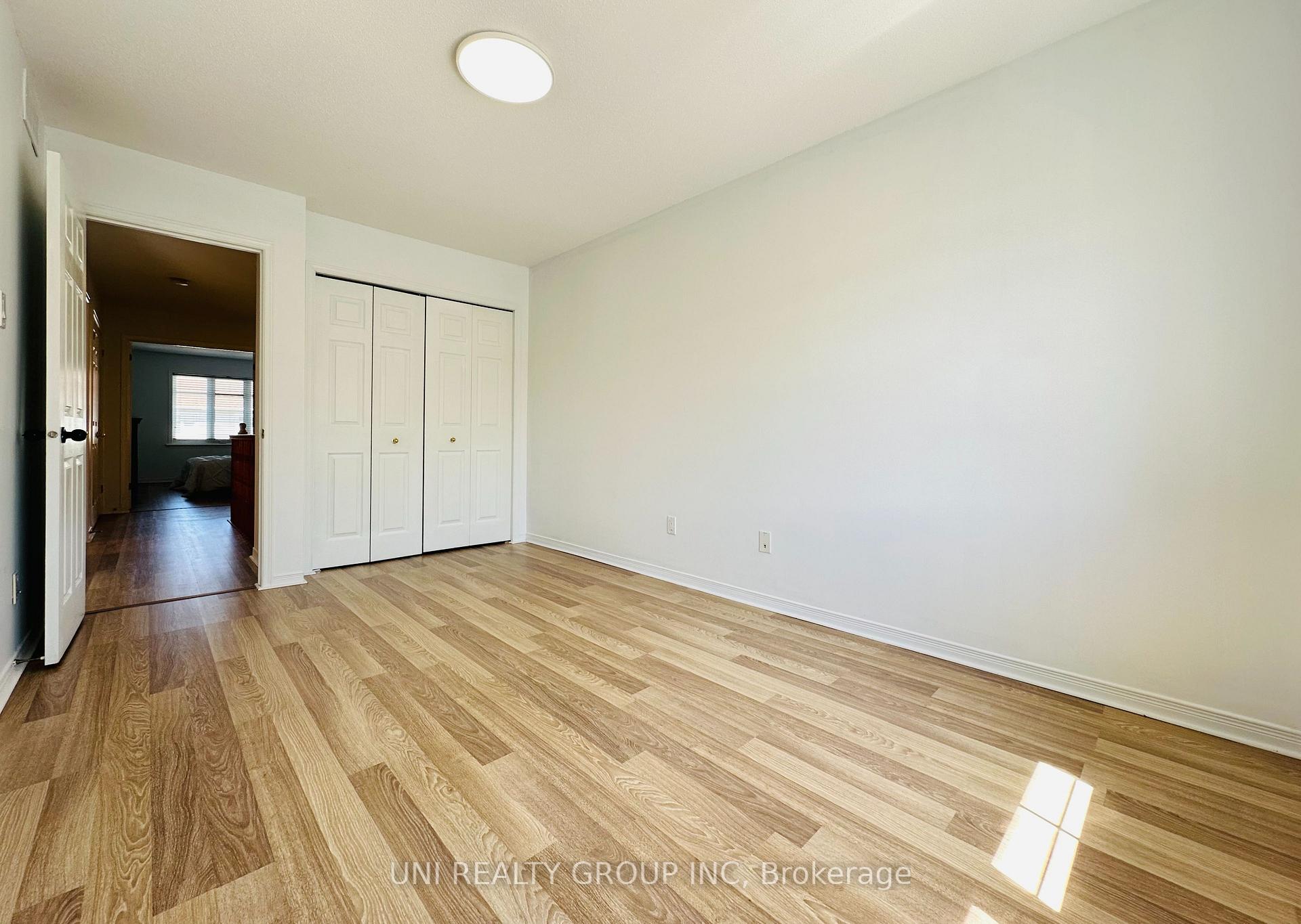Photo 26 of 230 Duntroon Circle, Ottawa, Hunt Club Park/Greenboro — HOMEH