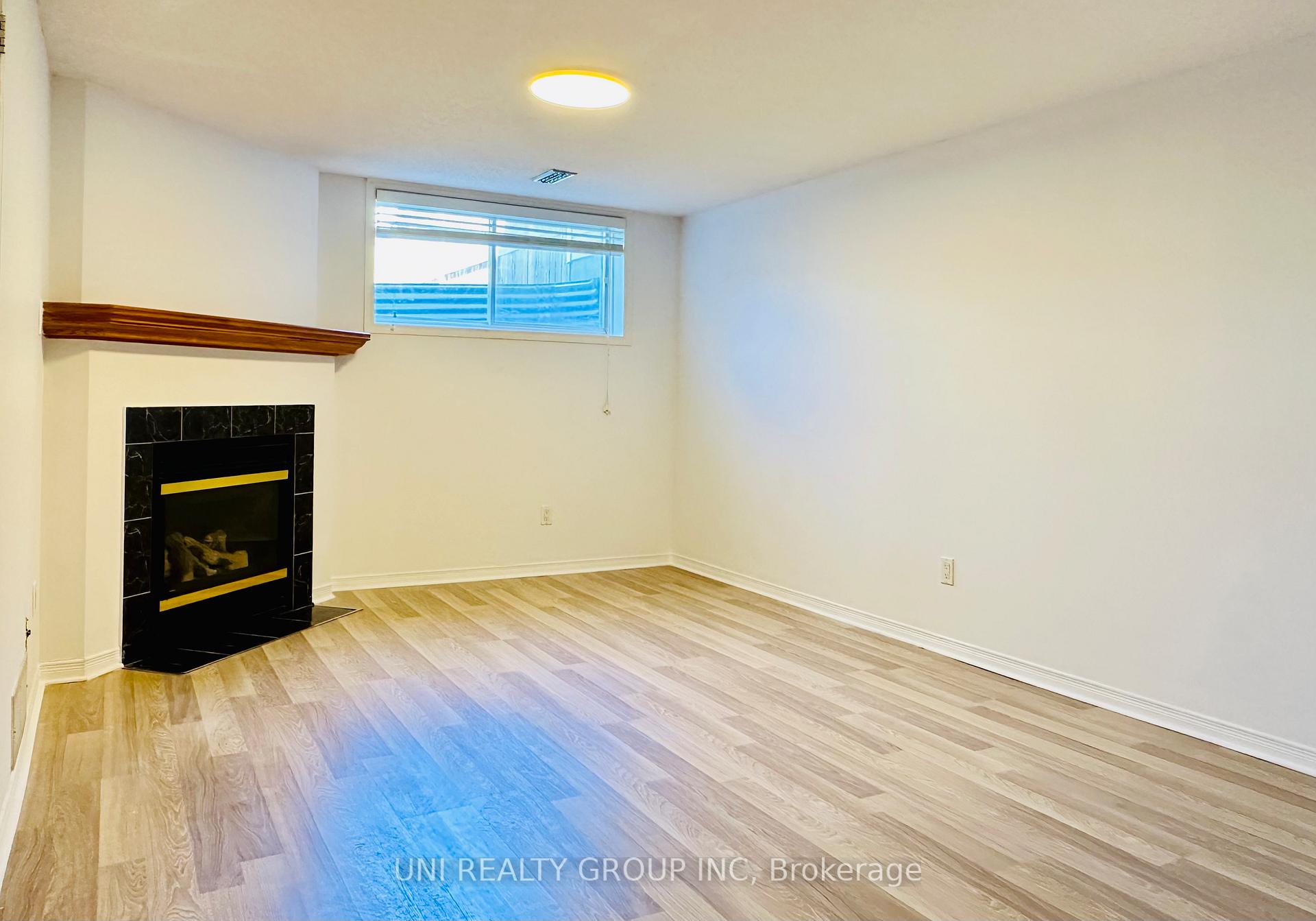 Photo 30 of 230 Duntroon Circle, Ottawa, Hunt Club Park/Greenboro — HOMEH