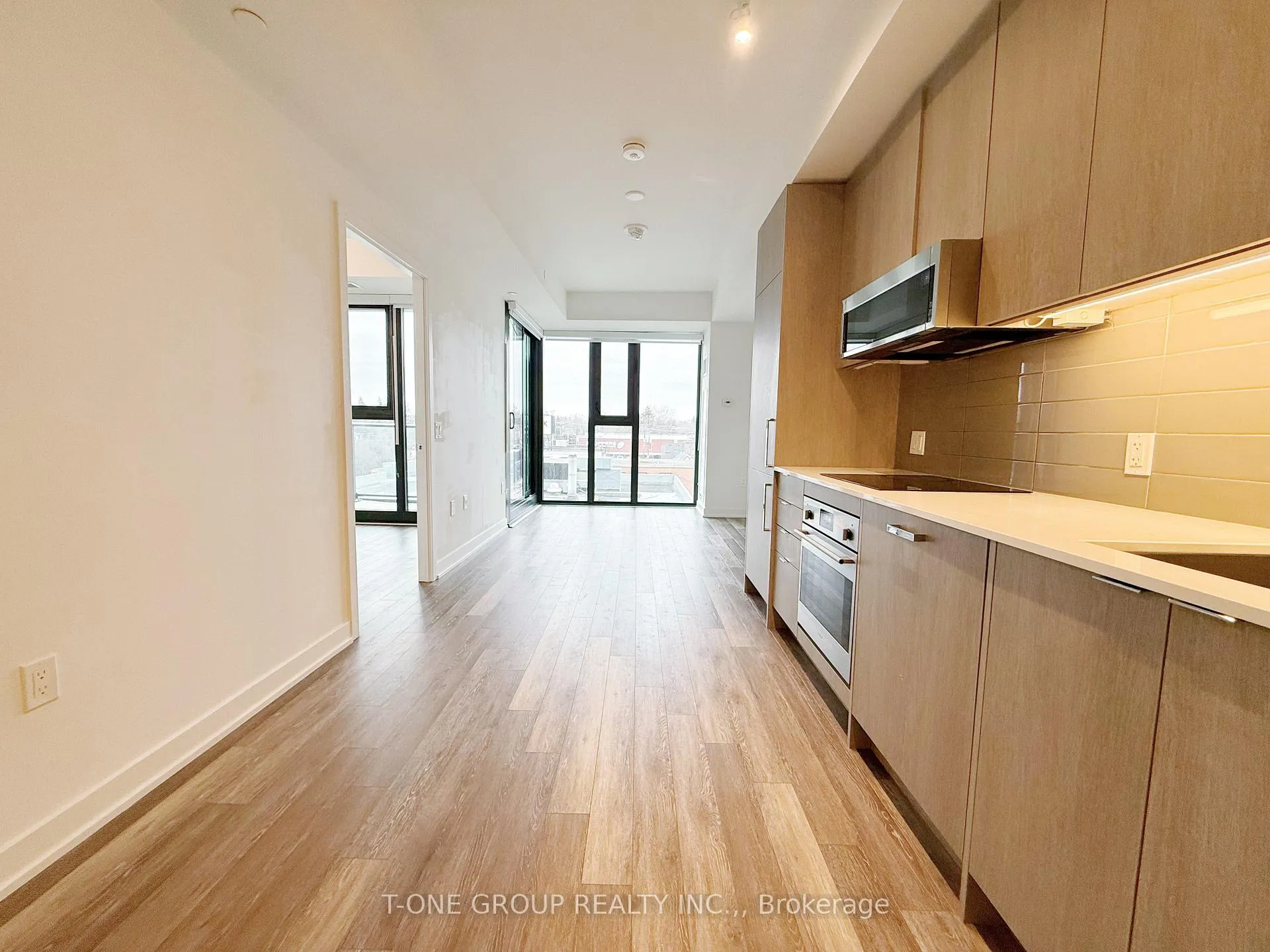 Photo 4 of Unit 521, 250 Lawrence Avenue W, Toronto, Lawrence Park North — HOMEH