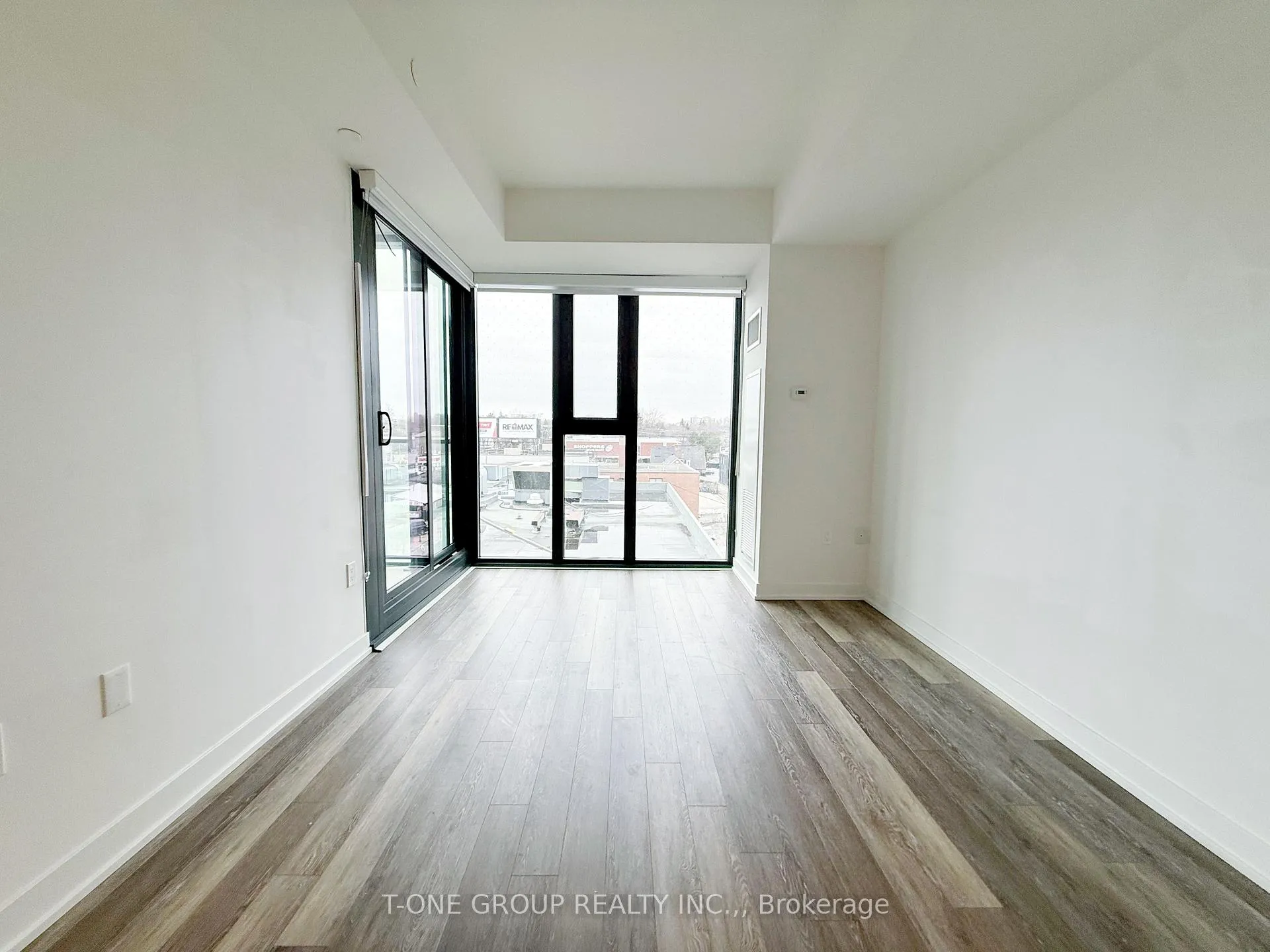 Photo 7 of Unit 521, 250 Lawrence Avenue W, Toronto, Lawrence Park North — HOMEH