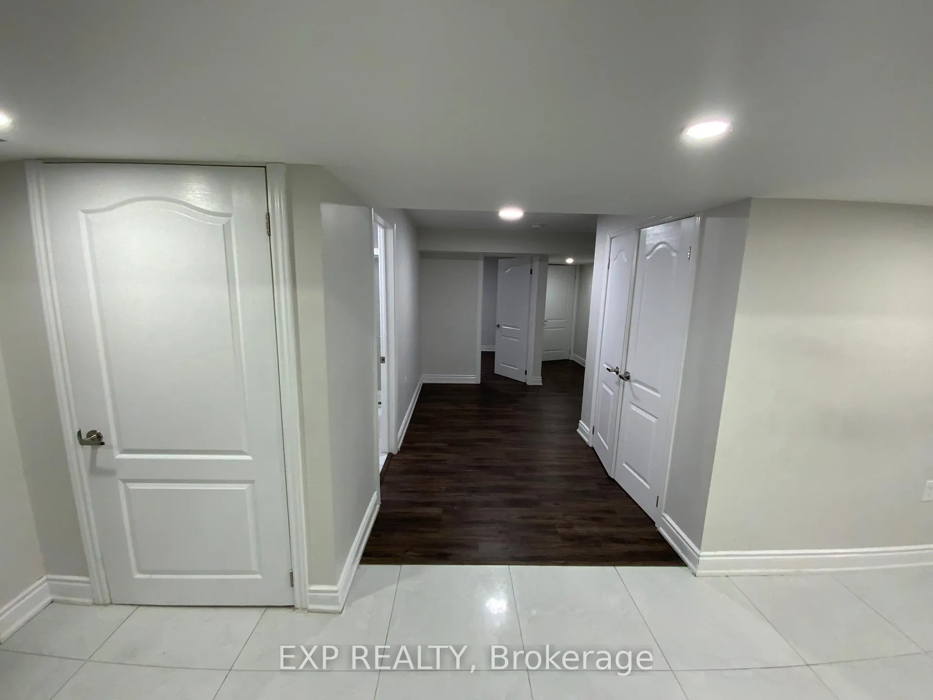 Photo 8 of Unit B, 923 Guinness Crescent, Ottawa, Barrhaven - Half Moon Bay — HOMEH