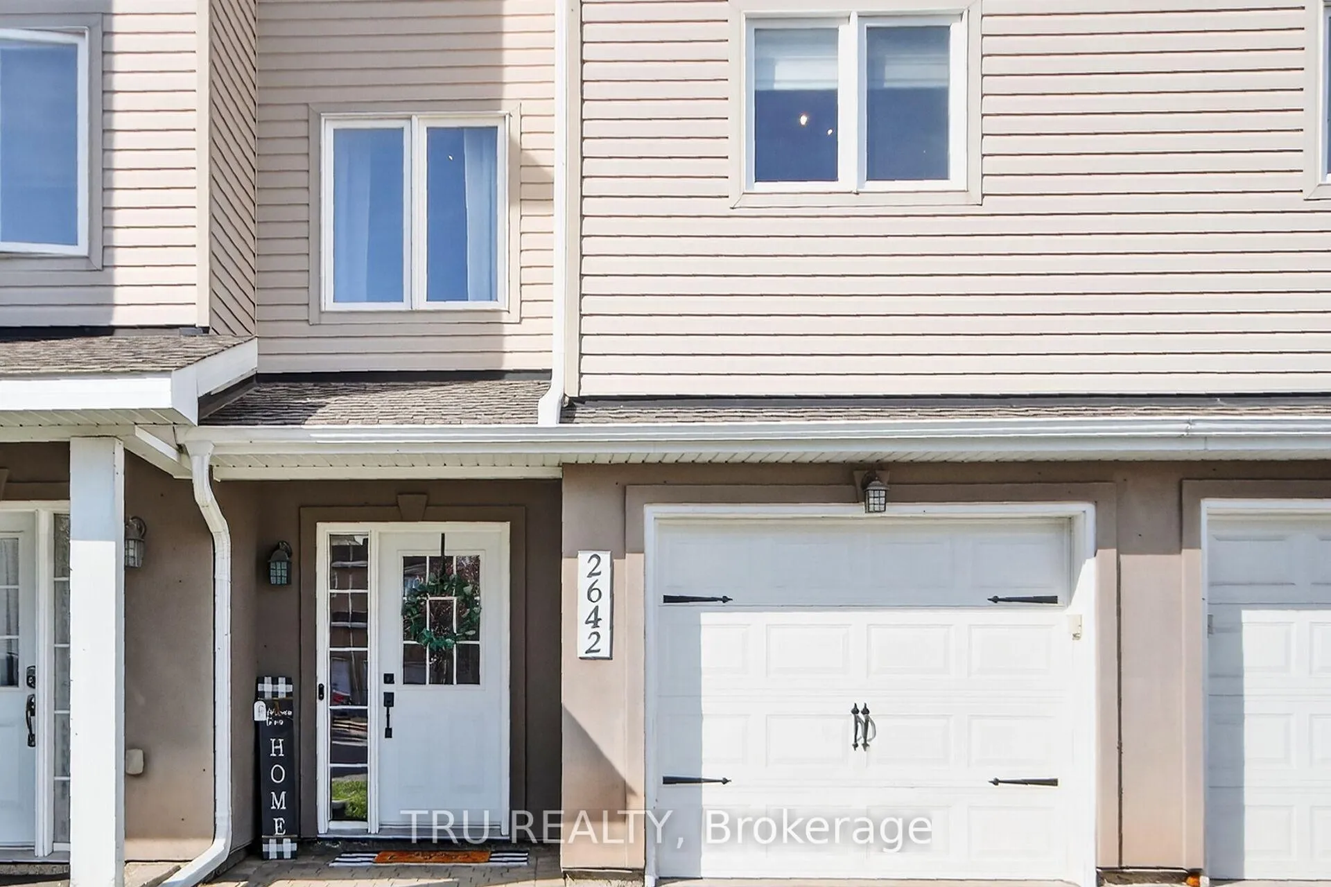 Photo 2 of 2642 Palings Private, Ottawa, Emerald Woods/Sawmill Creek — HOMEH