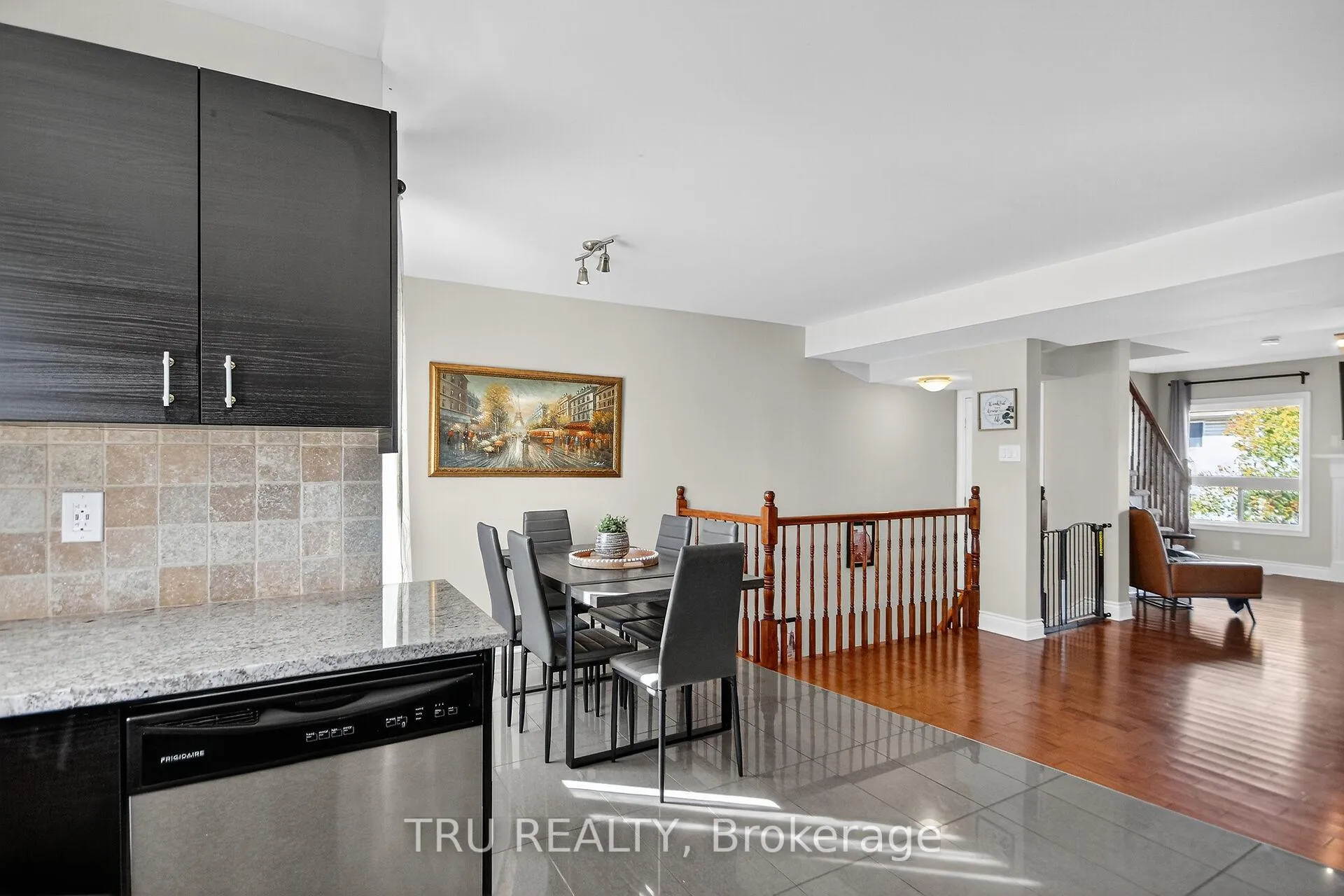 Photo 14 of 2642 Palings Private, Ottawa, Emerald Woods/Sawmill Creek — HOMEH