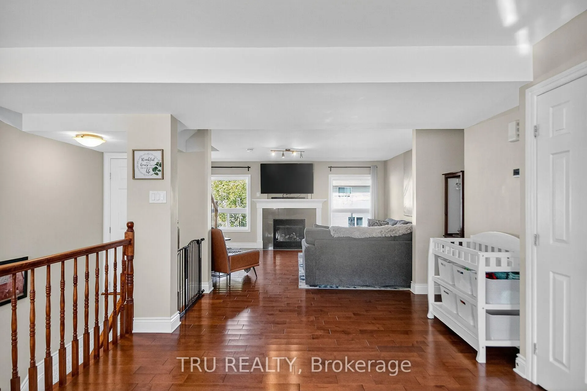 Photo 15 of 2642 Palings Private, Ottawa, Emerald Woods/Sawmill Creek — HOMEH