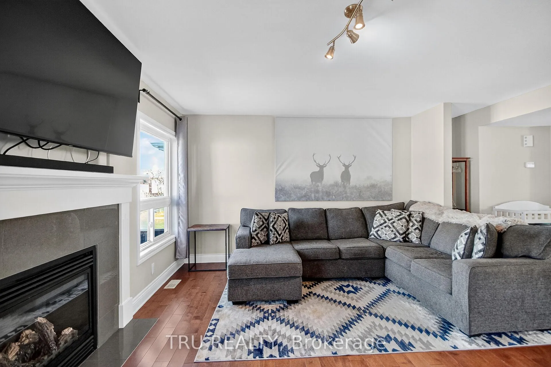 Photo 16 of 2642 Palings Private, Ottawa, Emerald Woods/Sawmill Creek — HOMEH