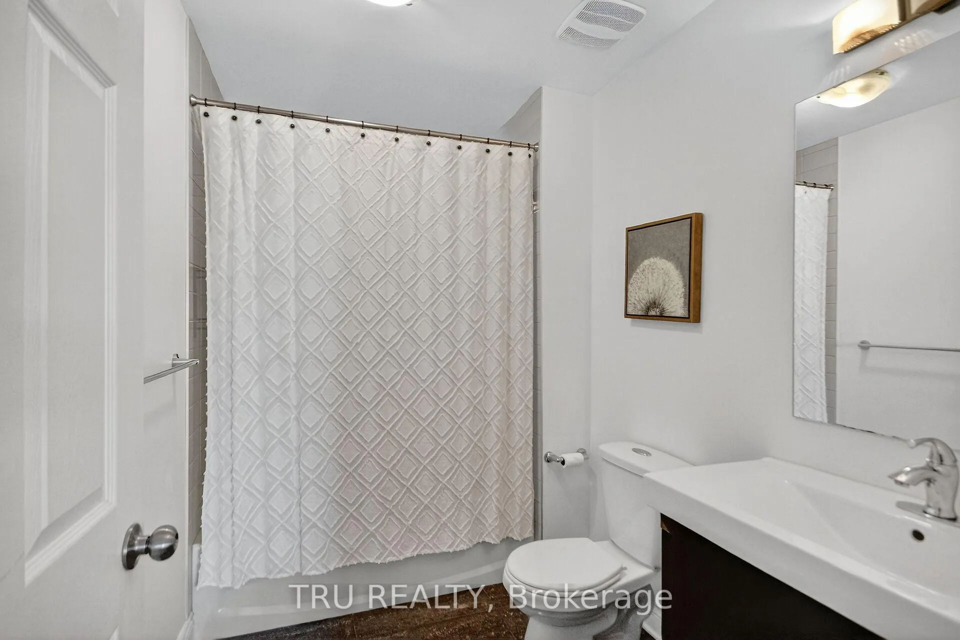 Photo 25 of 2642 Palings Private, Ottawa, Emerald Woods/Sawmill Creek — HOMEH