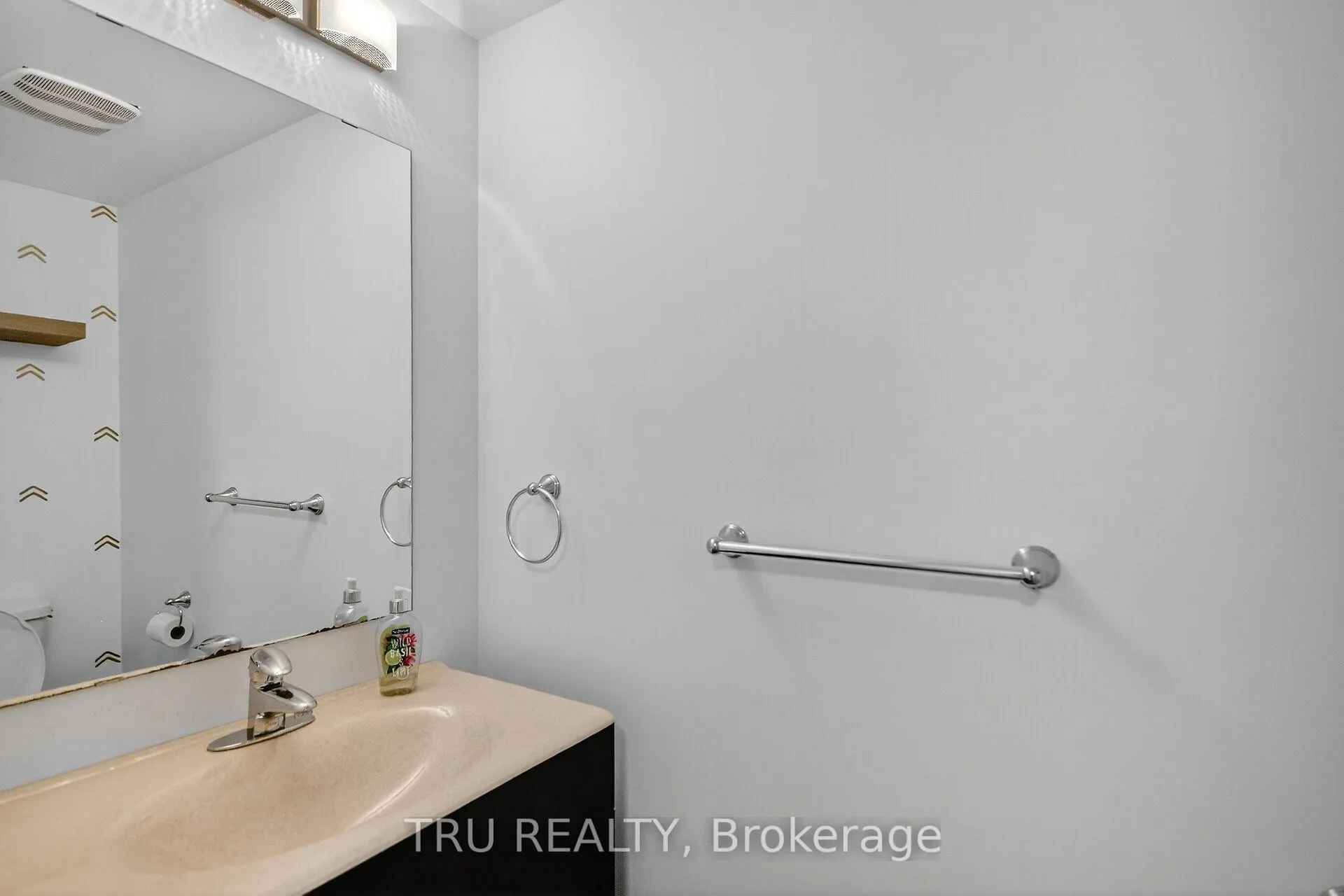Photo 36 of 2642 Palings Private, Ottawa, Emerald Woods/Sawmill Creek — HOMEH