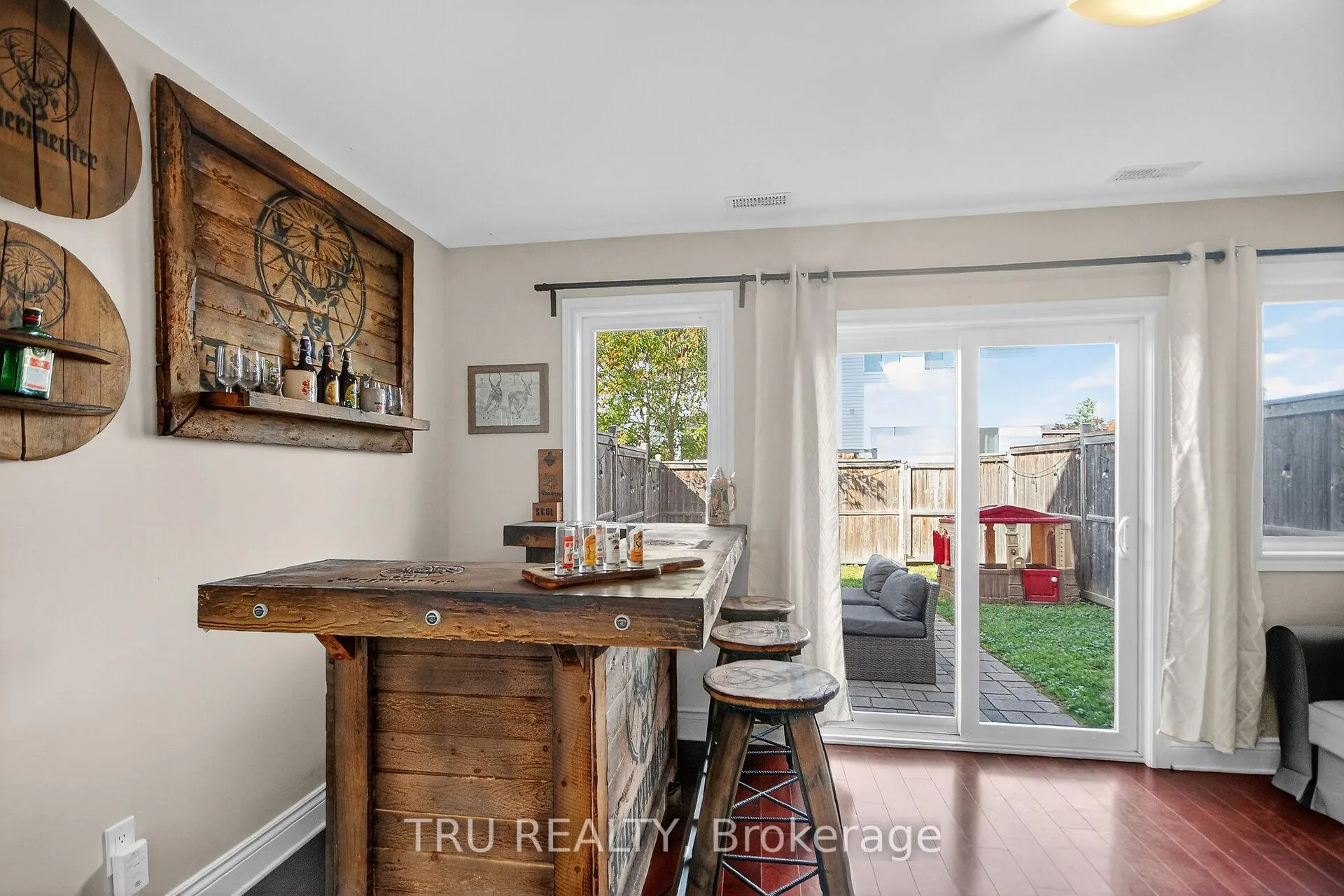 Photo 37 of 2642 Palings Private, Ottawa, Emerald Woods/Sawmill Creek — HOMEH