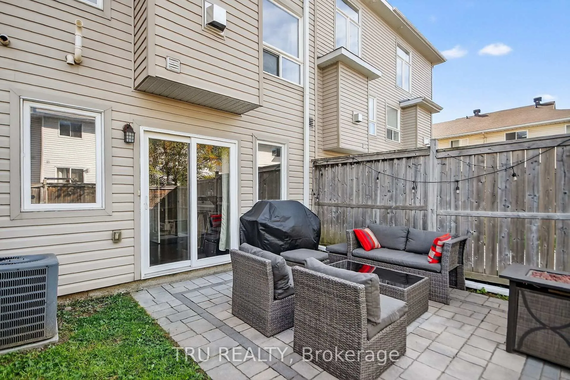 Photo 39 of 2642 Palings Private, Ottawa, Emerald Woods/Sawmill Creek — HOMEH