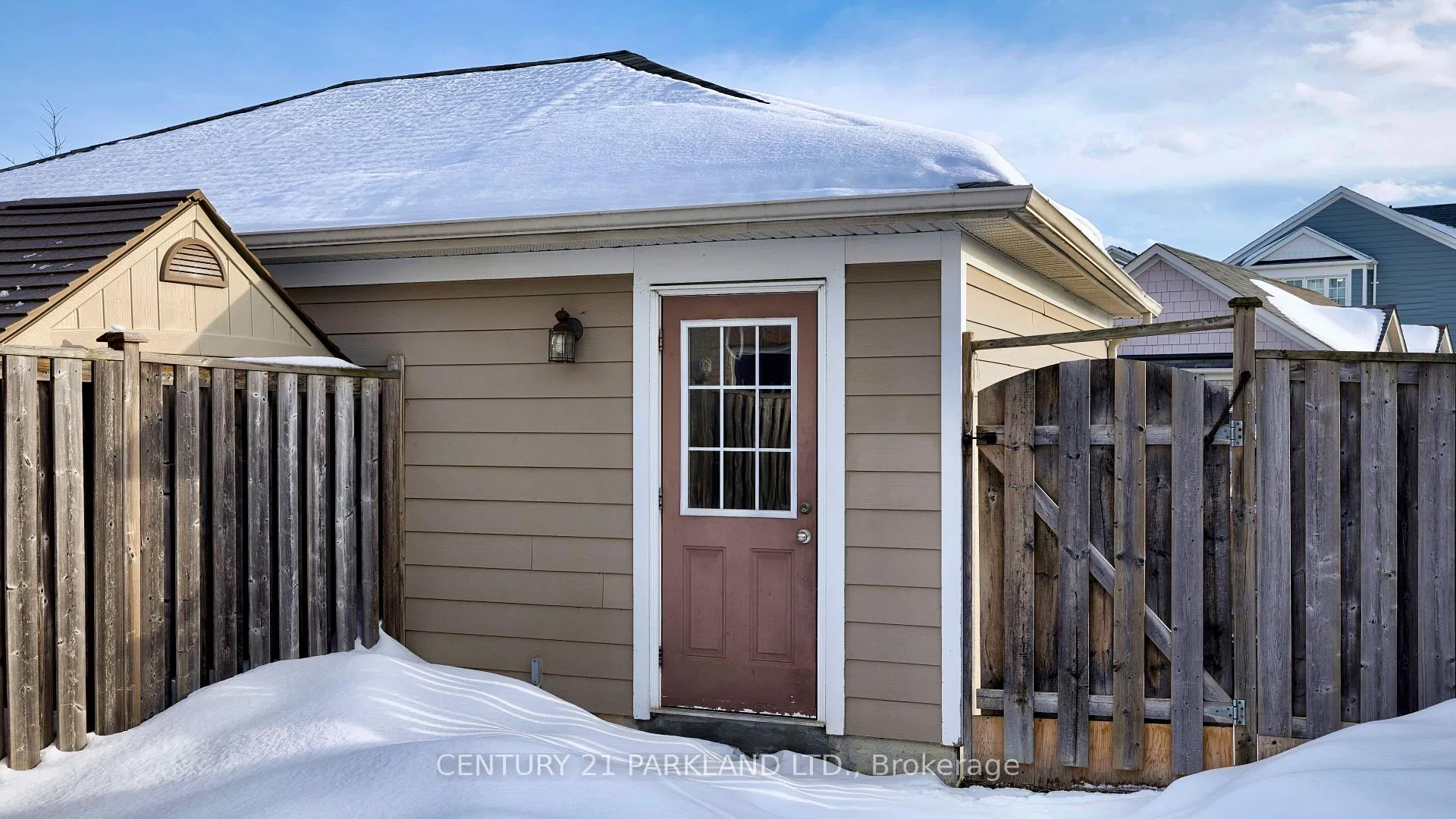 Photo 14 of 136 Gas Lamp Lane, Markham, Cornell — HOMEH