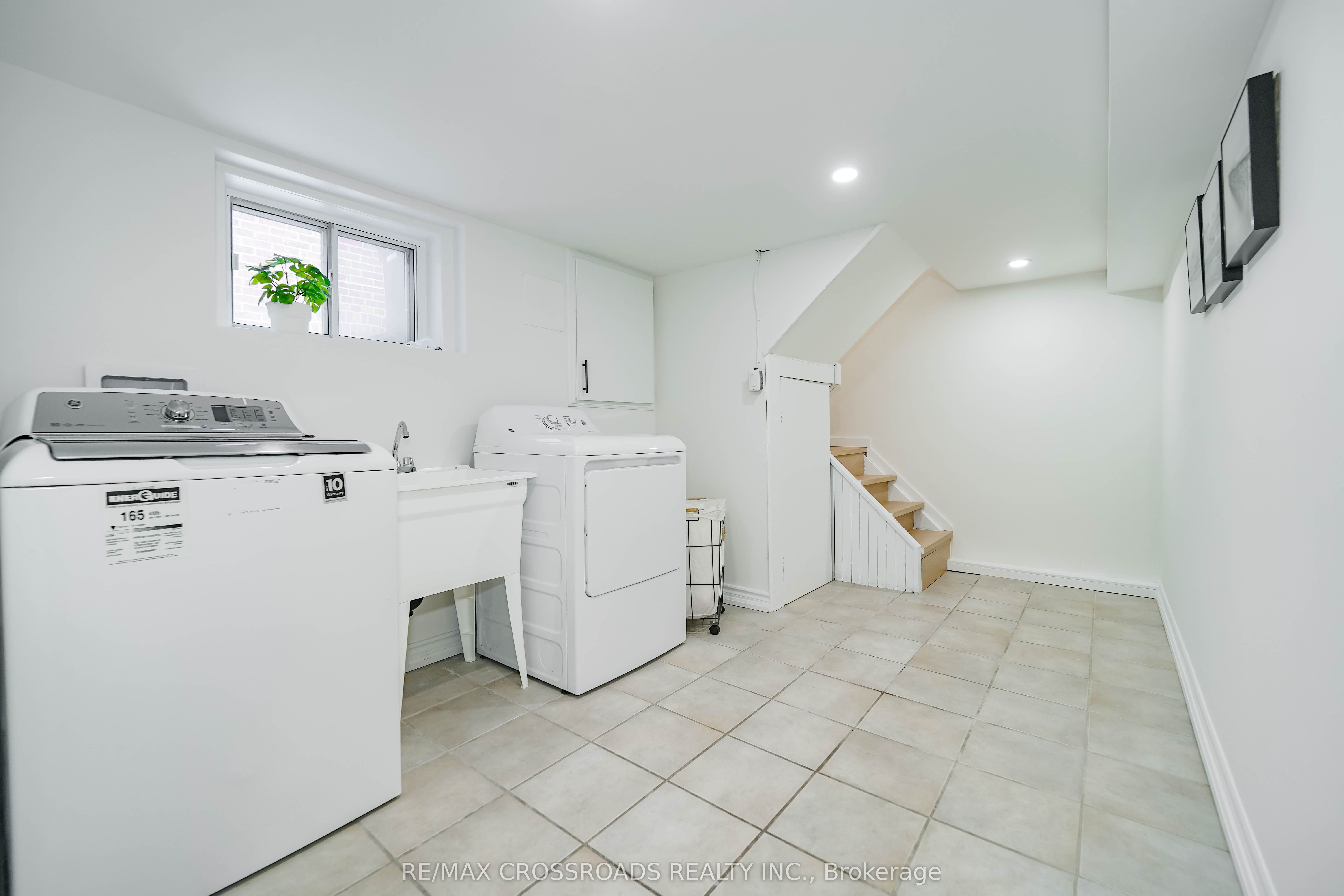 Photo 39 of 307 Glebemount Avenue, Toronto, East York — HOMEH