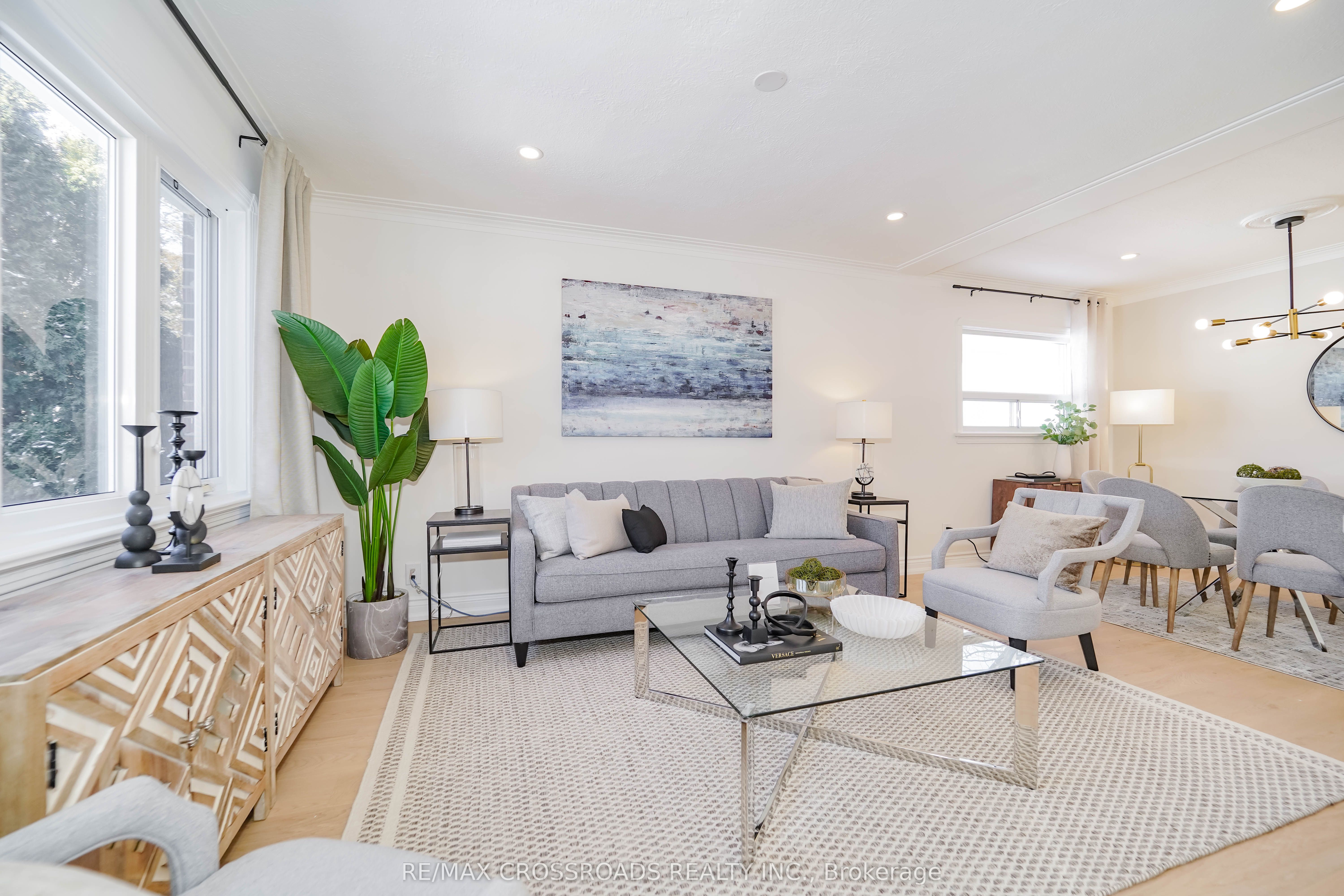 Photo 14 of 307 Glebemount Avenue, Toronto, East York — HOMEH