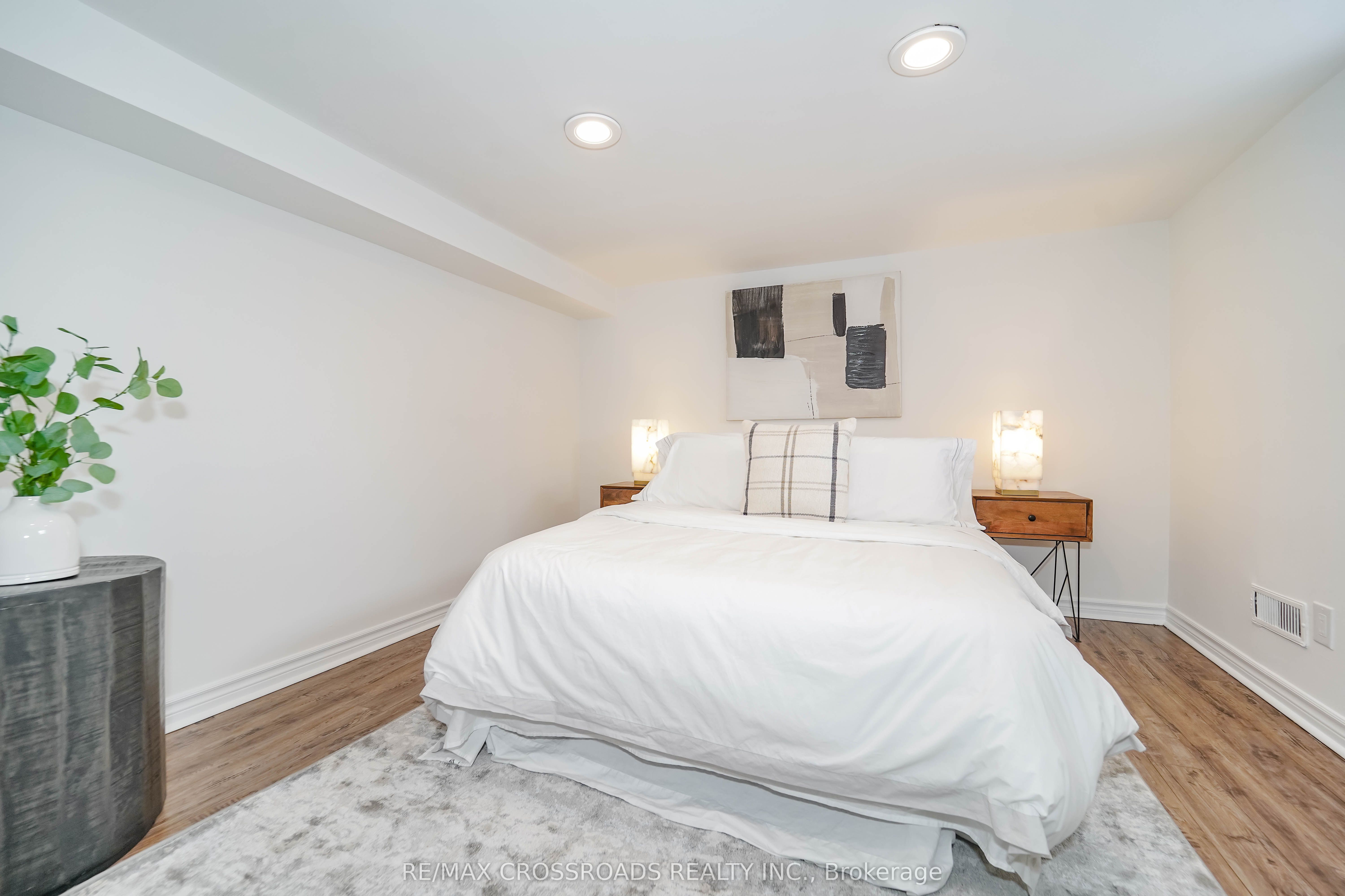 Photo 29 of 307 Glebemount Avenue, Toronto, East York — HOMEH