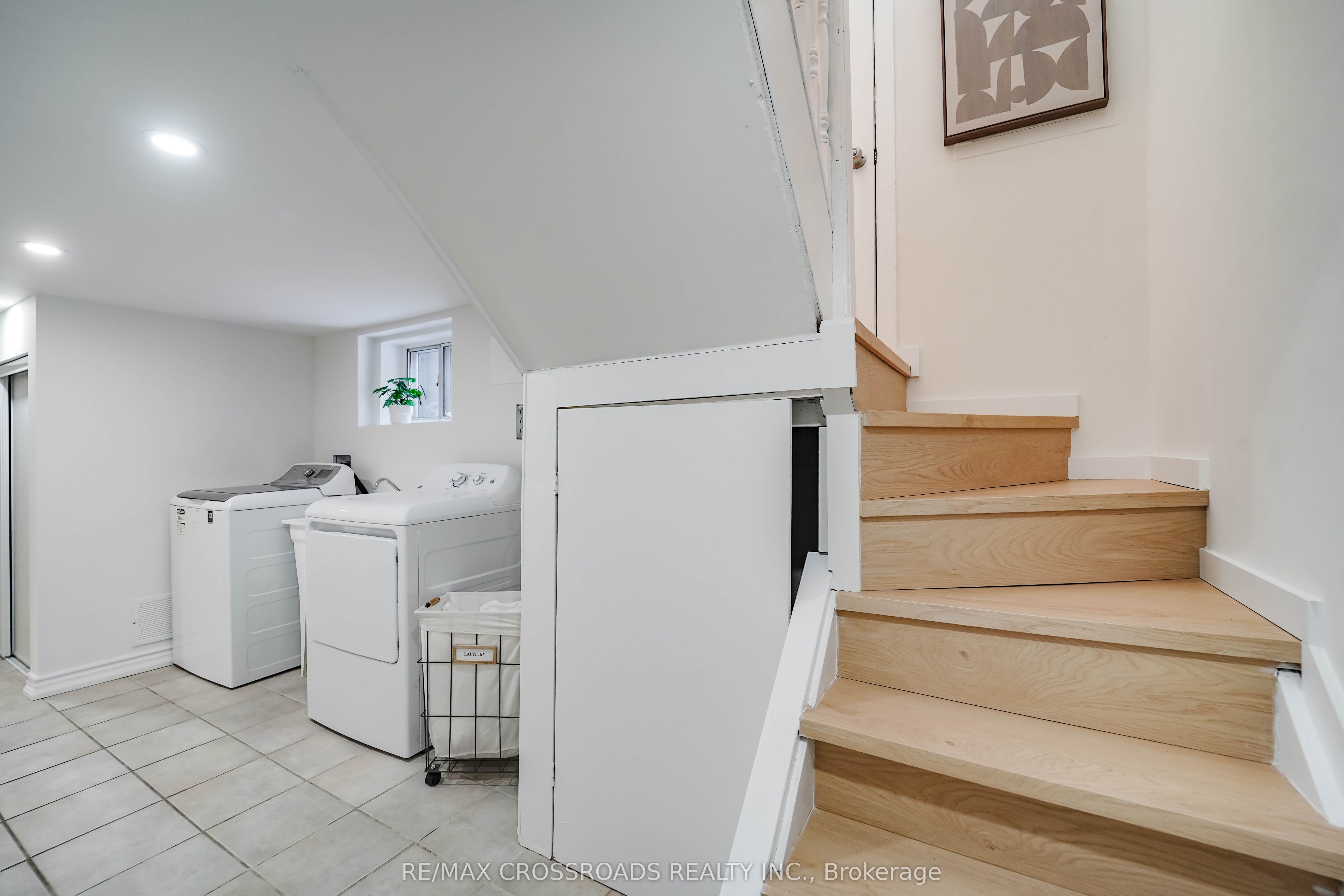 Photo 38 of 307 Glebemount Avenue, Toronto, East York — HOMEH