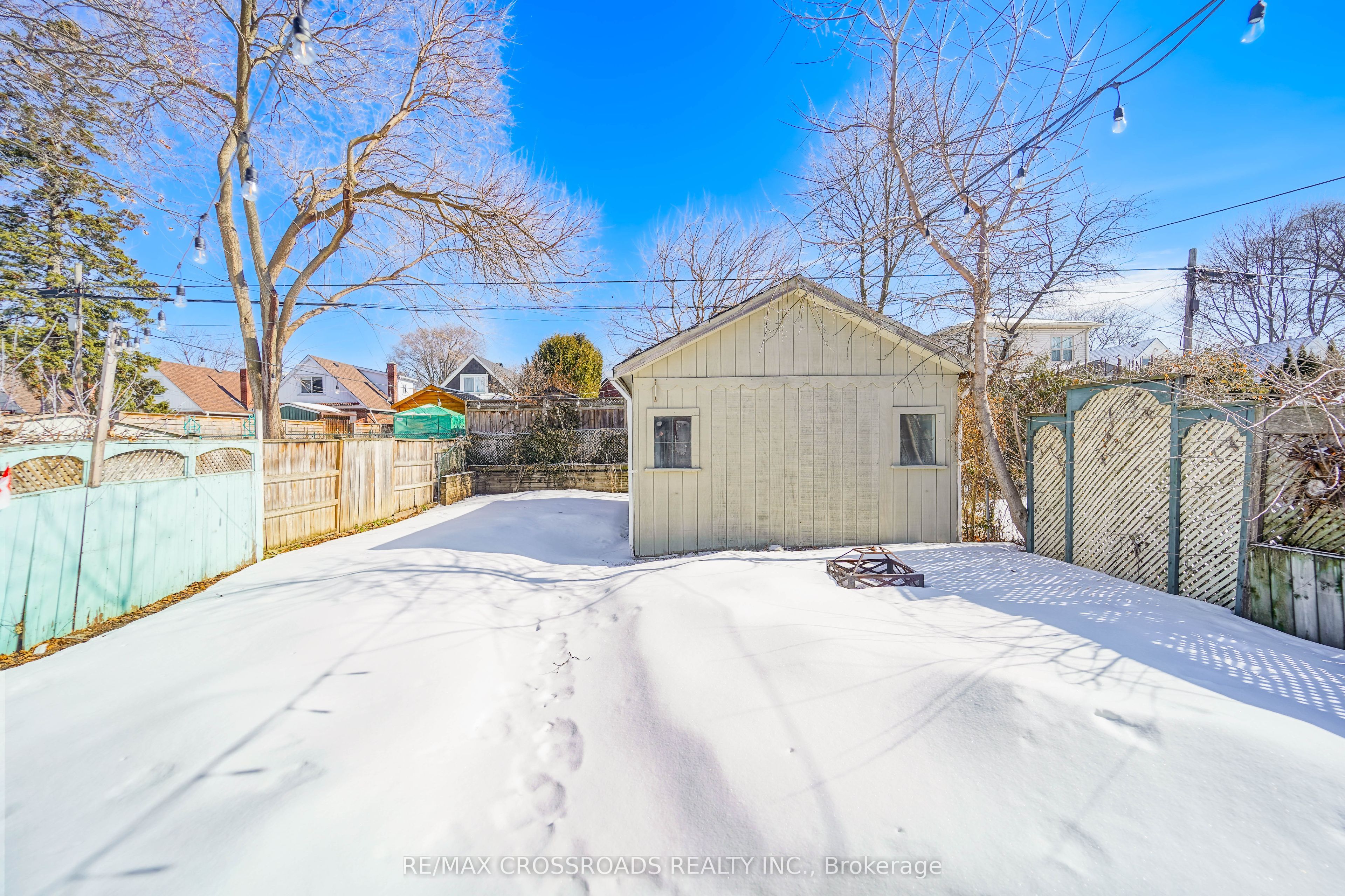 Photo 7 of 307 Glebemount Avenue, Toronto, East York — HOMEH