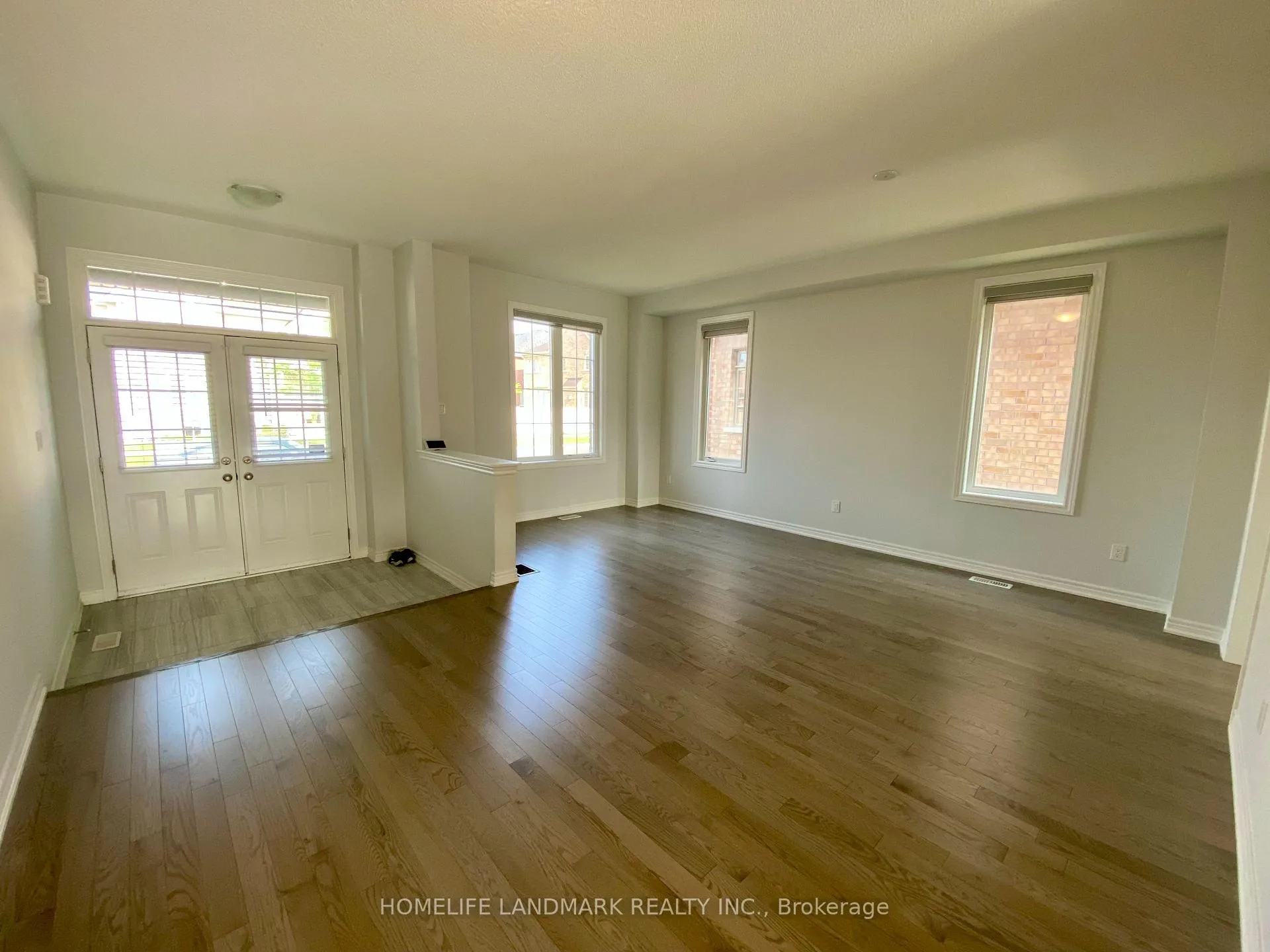 Photo 5 of Unit Main, 45 Bill Guy Drive, Georgina, Keswick South — HOMEH