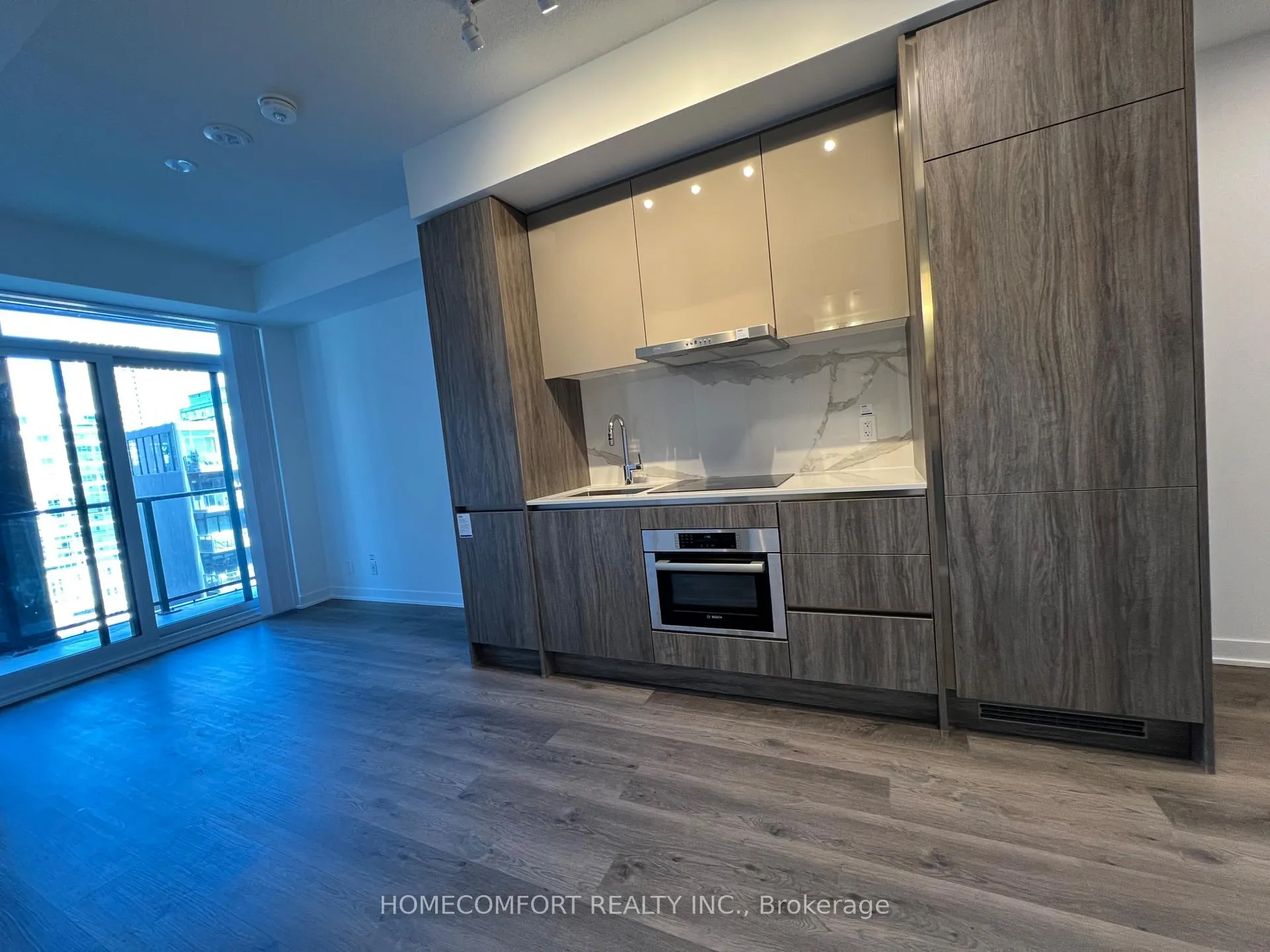 Photo 1 of Unit 1601, 180 Front Street E, Toronto, Moss Park — HOMEH
