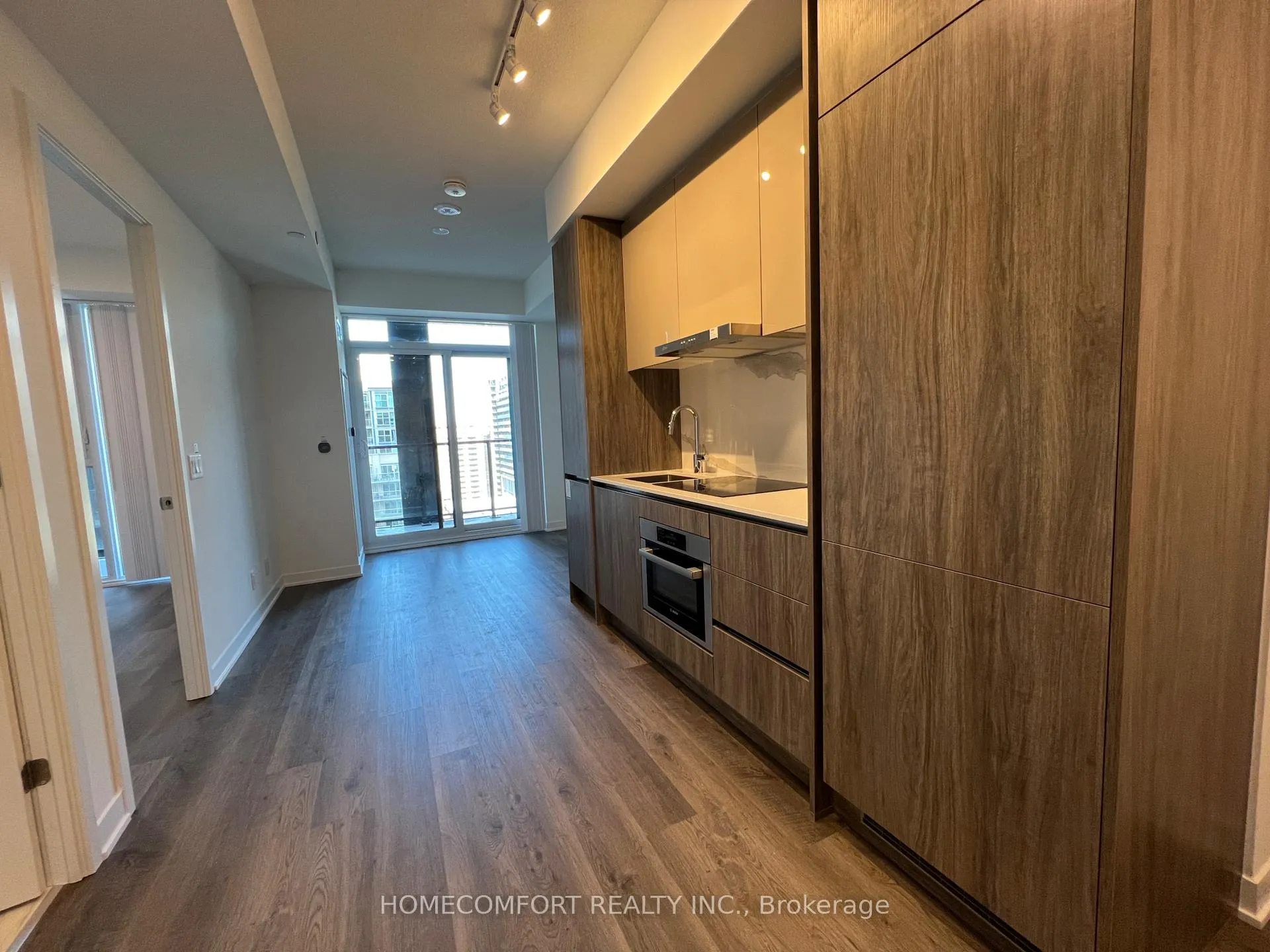 Photo 2 of Unit 1601, 180 Front Street E, Toronto, Moss Park — HOMEH