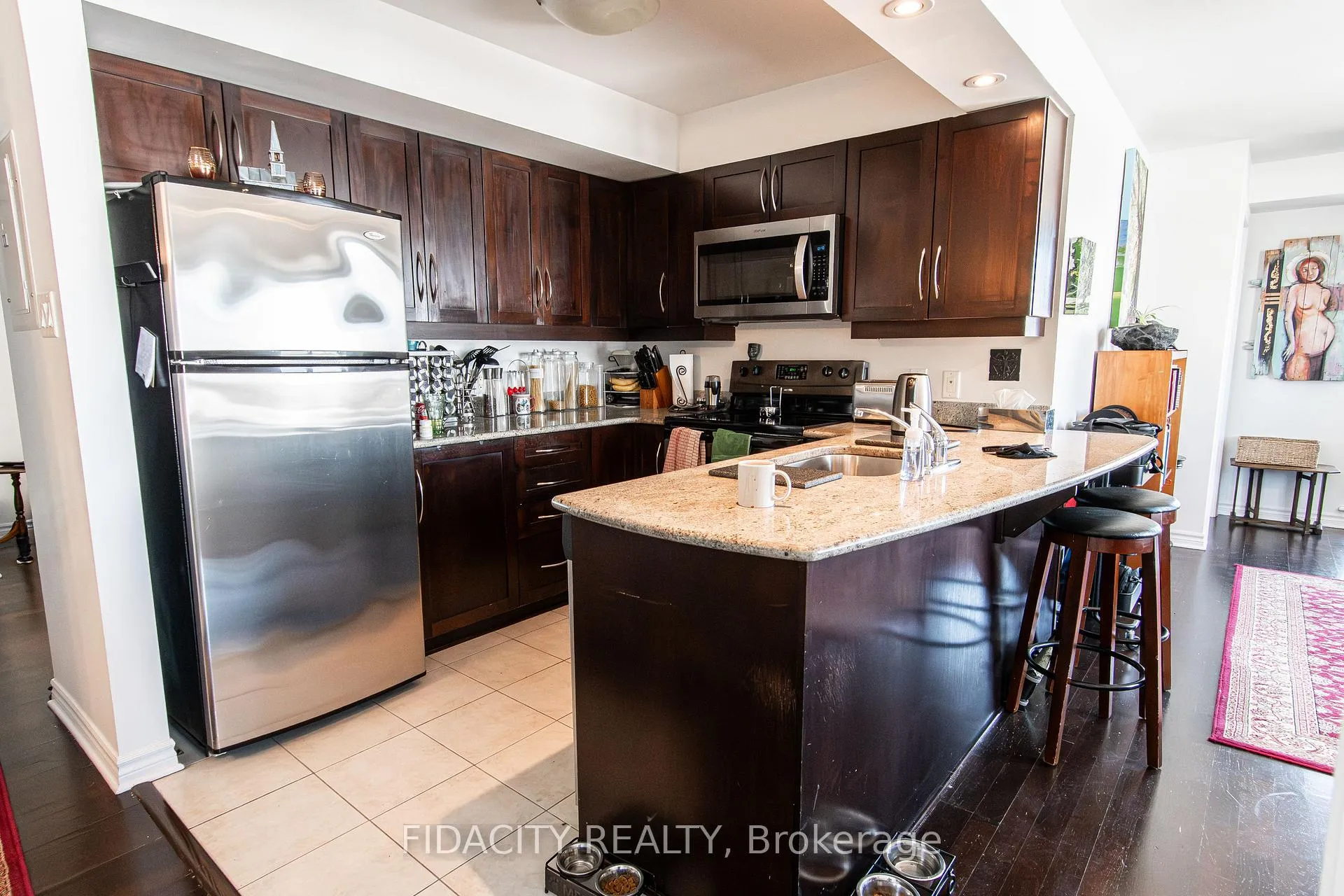 Photo 2 of Unit 907, 314 Central Park Drive, Ottawa, Central Park — HOMEH
