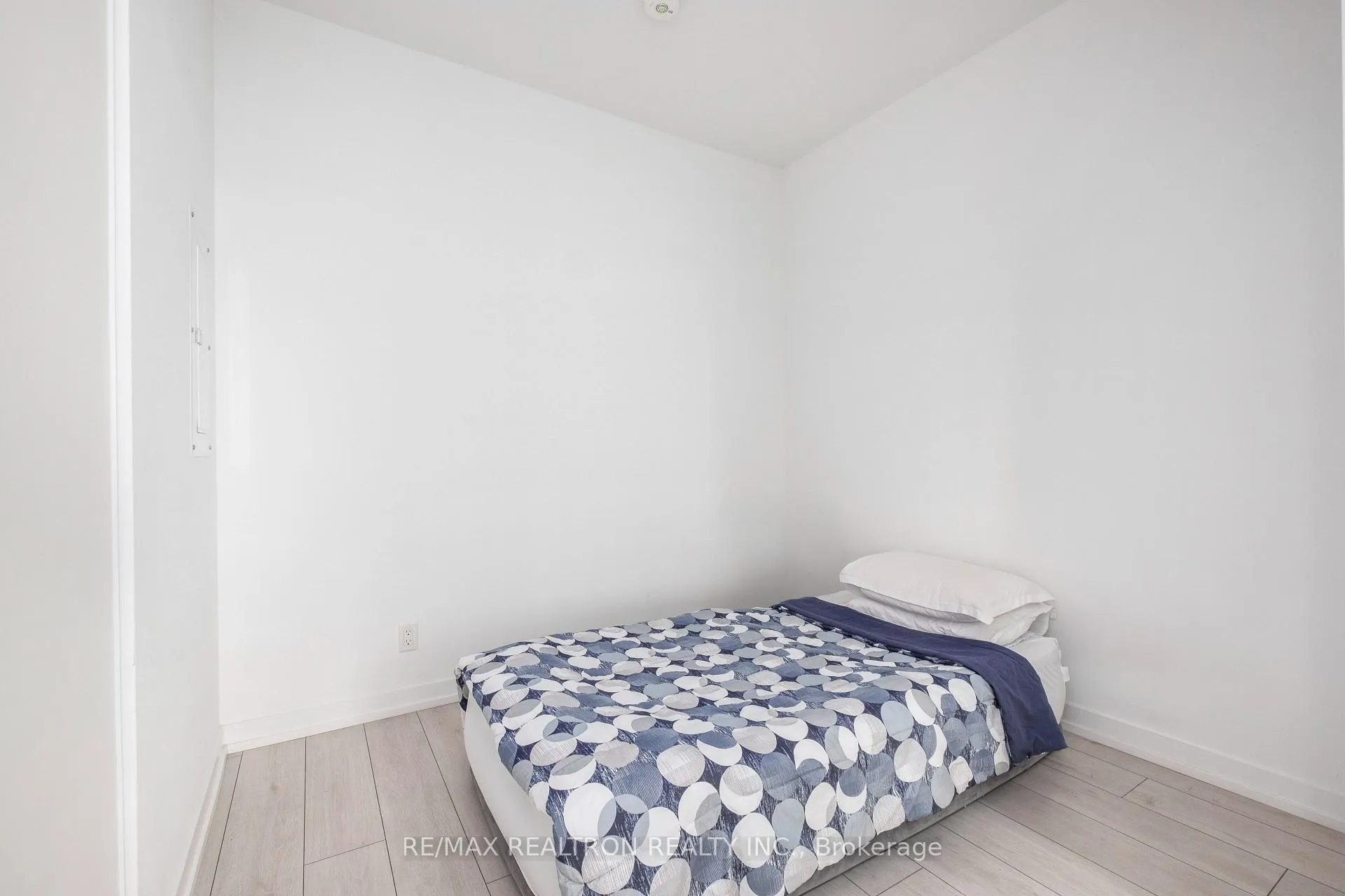 Photo 10 of Unit 4005, 950 Portage Parkway, Vaughan, Vaughan Corporate Centre — HOMEH