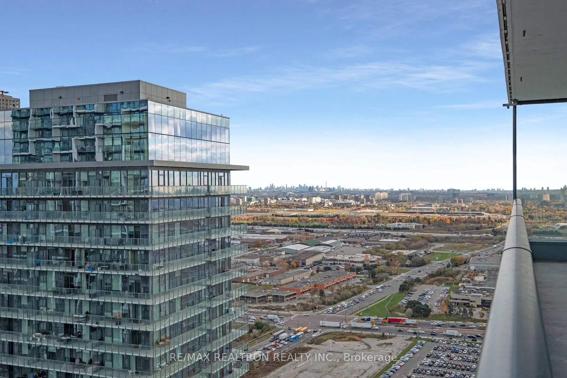 Photo 14 of Unit 4005, 950 Portage Parkway, Vaughan, Vaughan Corporate Centre — HOMEH