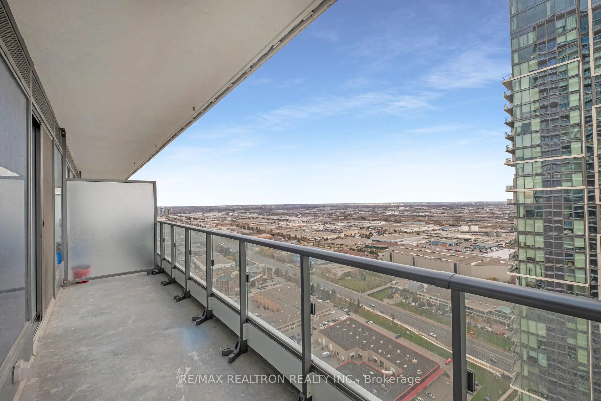 Photo 15 of Unit 4005, 950 Portage Parkway, Vaughan, Vaughan Corporate Centre — HOMEH
