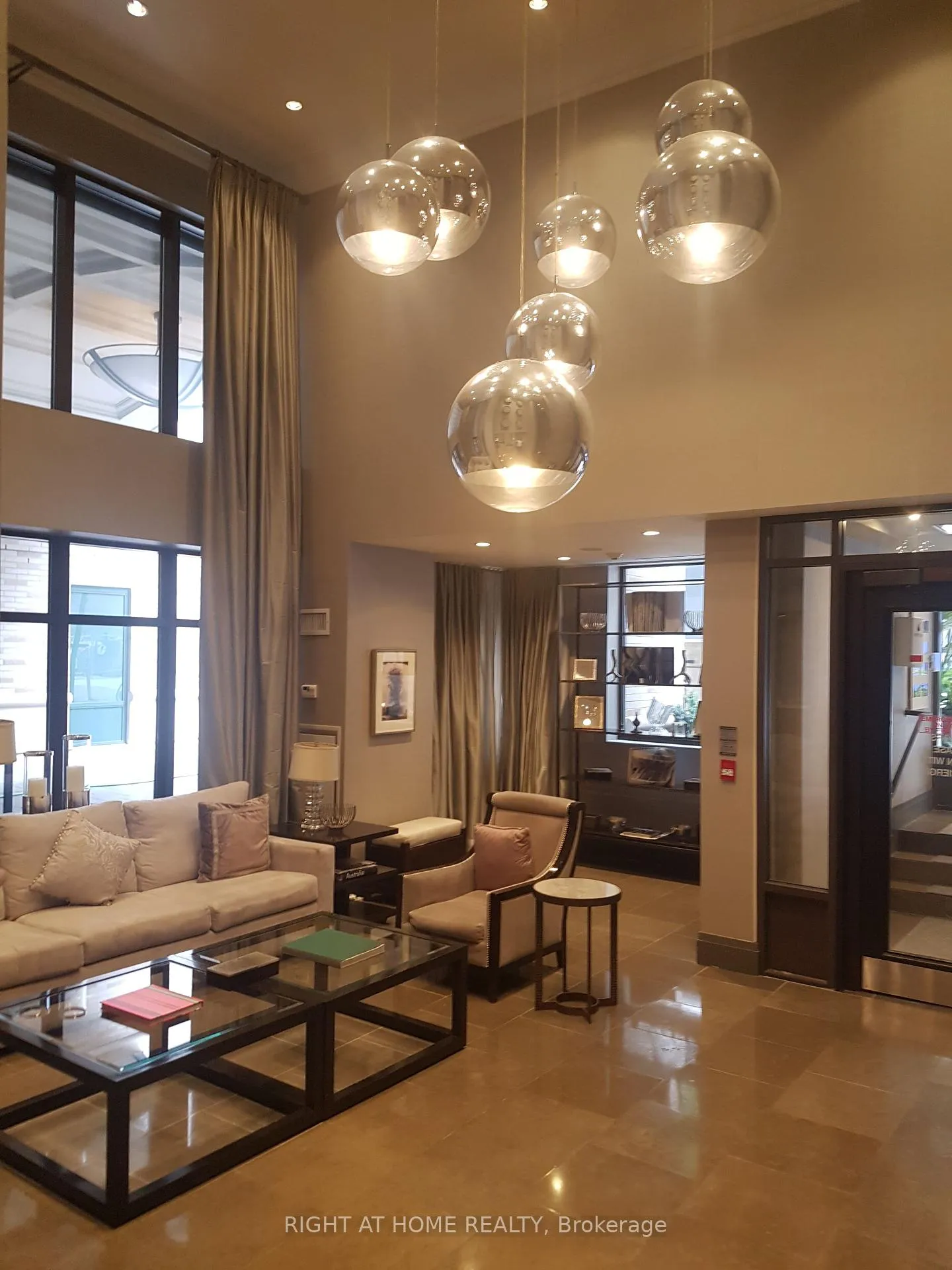 Photo 3 of Unit 903, 35 Hayden Street, Toronto, Church-Yonge Corridor — HOMEH