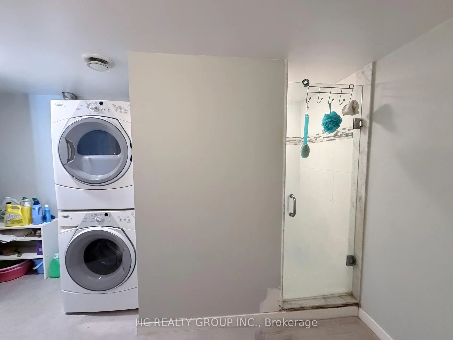 Photo 12 of Unit #LOWER, 17 Cawker Court, Whitby, Blue Grass Meadows — HOMEH