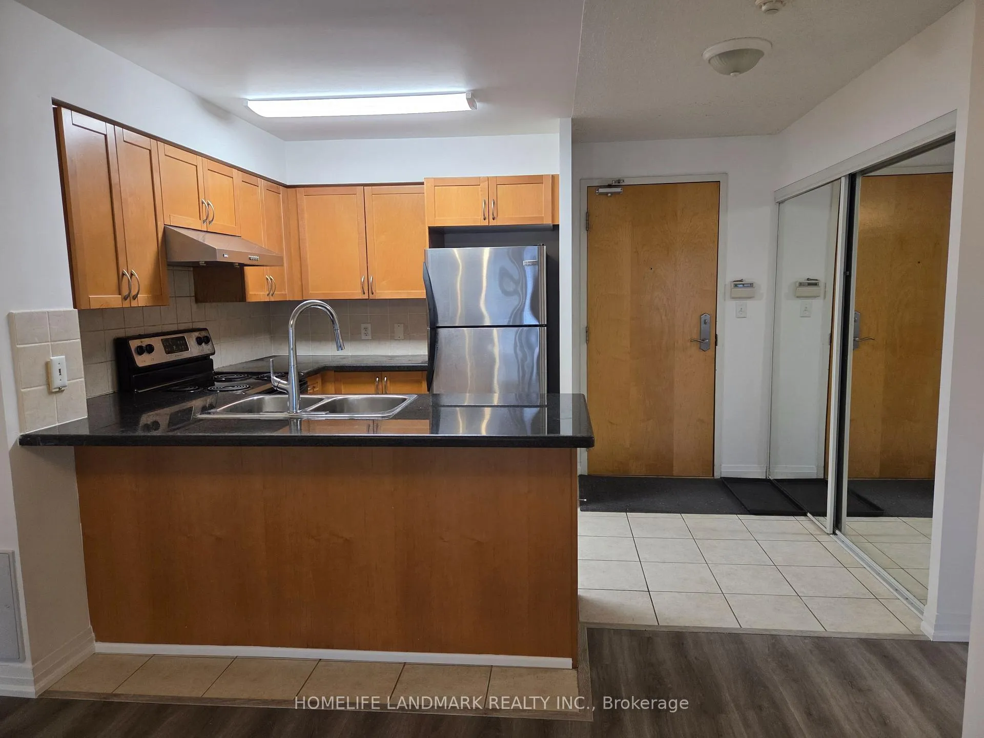Photo 2 of Unit 211, 7363 Kennedy Road, Markham, Milliken Mills East — HOMEH