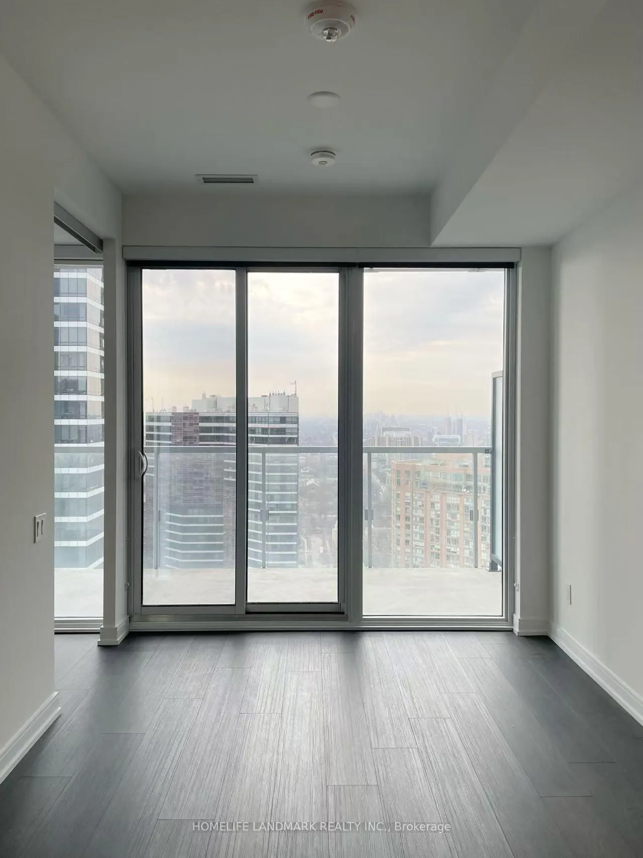 Photo 4 of Unit 3711, 3 Gloucester Street, Toronto, Church-Yonge Corridor — HOMEH