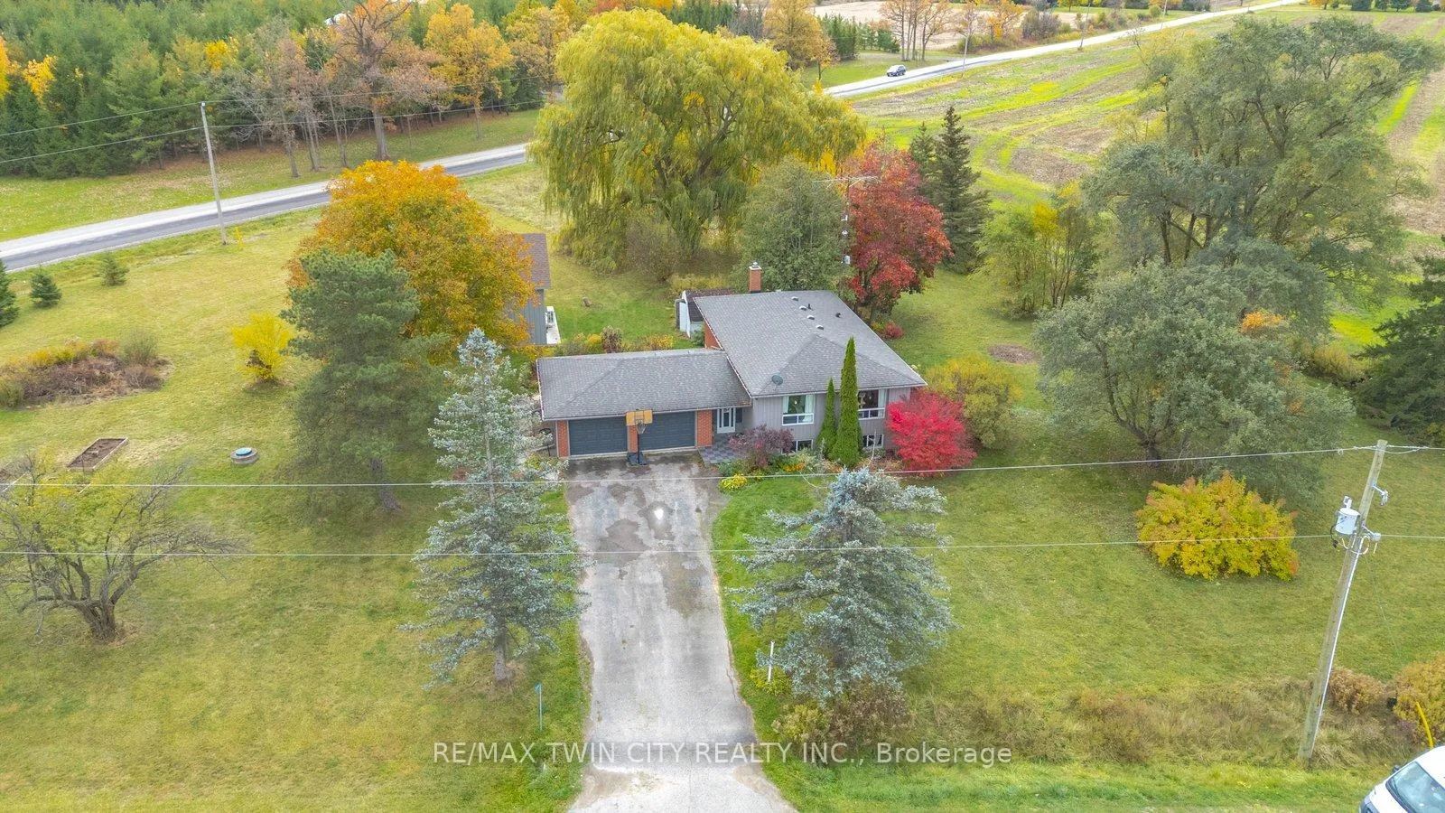 Photo 2 of 2090 Lost Mile Road, Brant, Brantford Twp — HOMEH