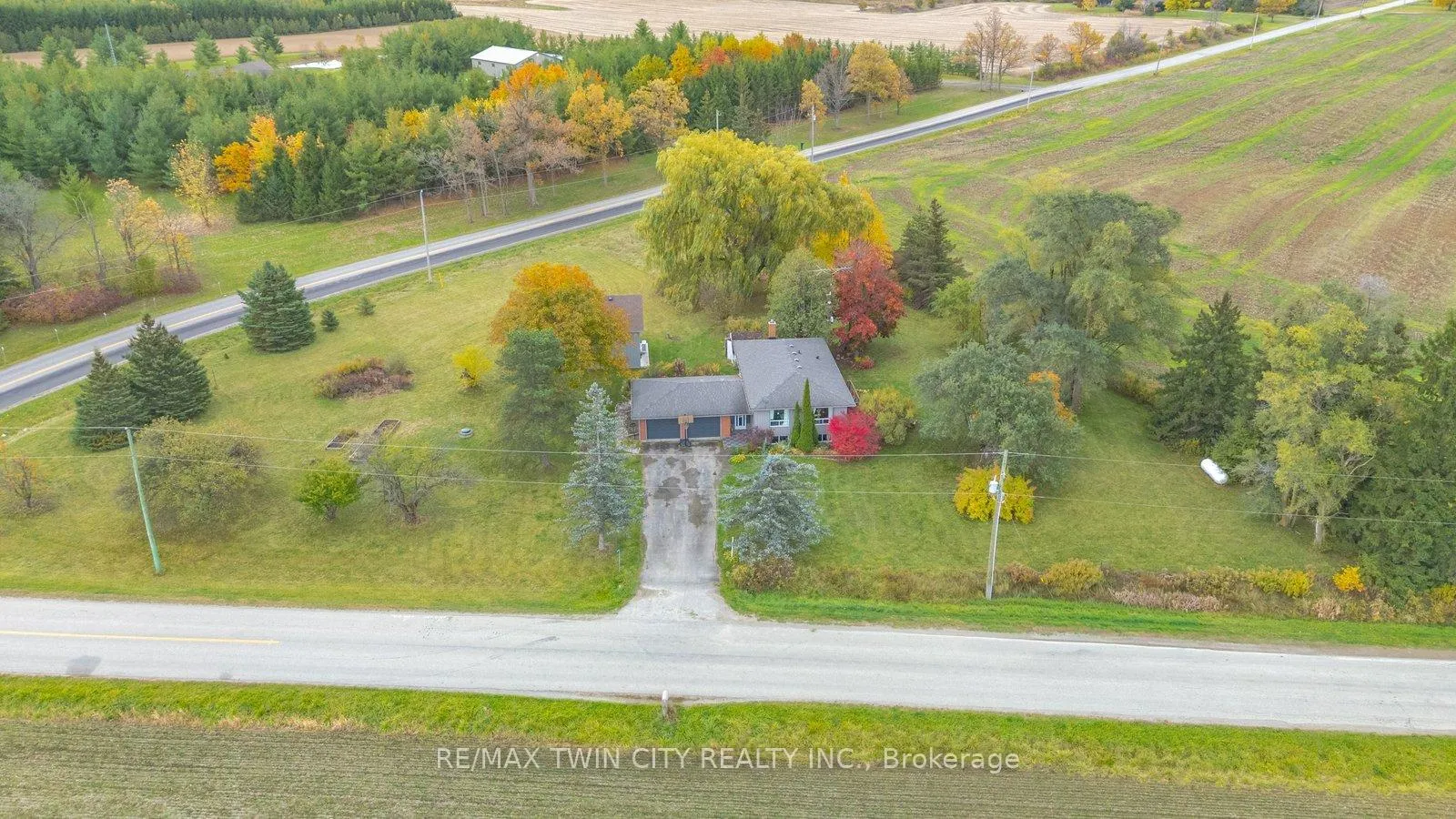 Photo 5 of 2090 Lost Mile Road, Brant, Brantford Twp — HOMEH