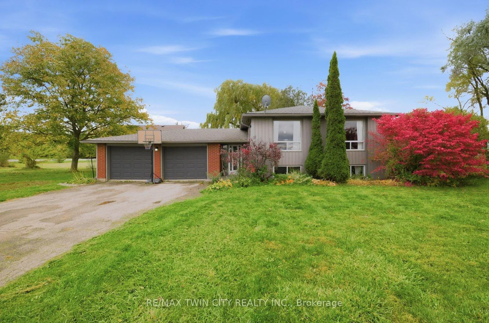 Photo 8 of 2090 Lost Mile Road, Brant, Brantford Twp — HOMEH