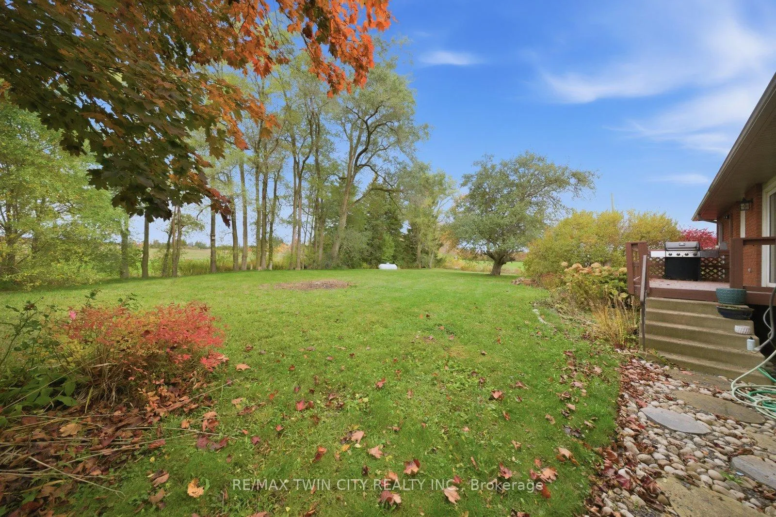 Photo 33 of 2090 Lost Mile Road, Brant, Brantford Twp — HOMEH