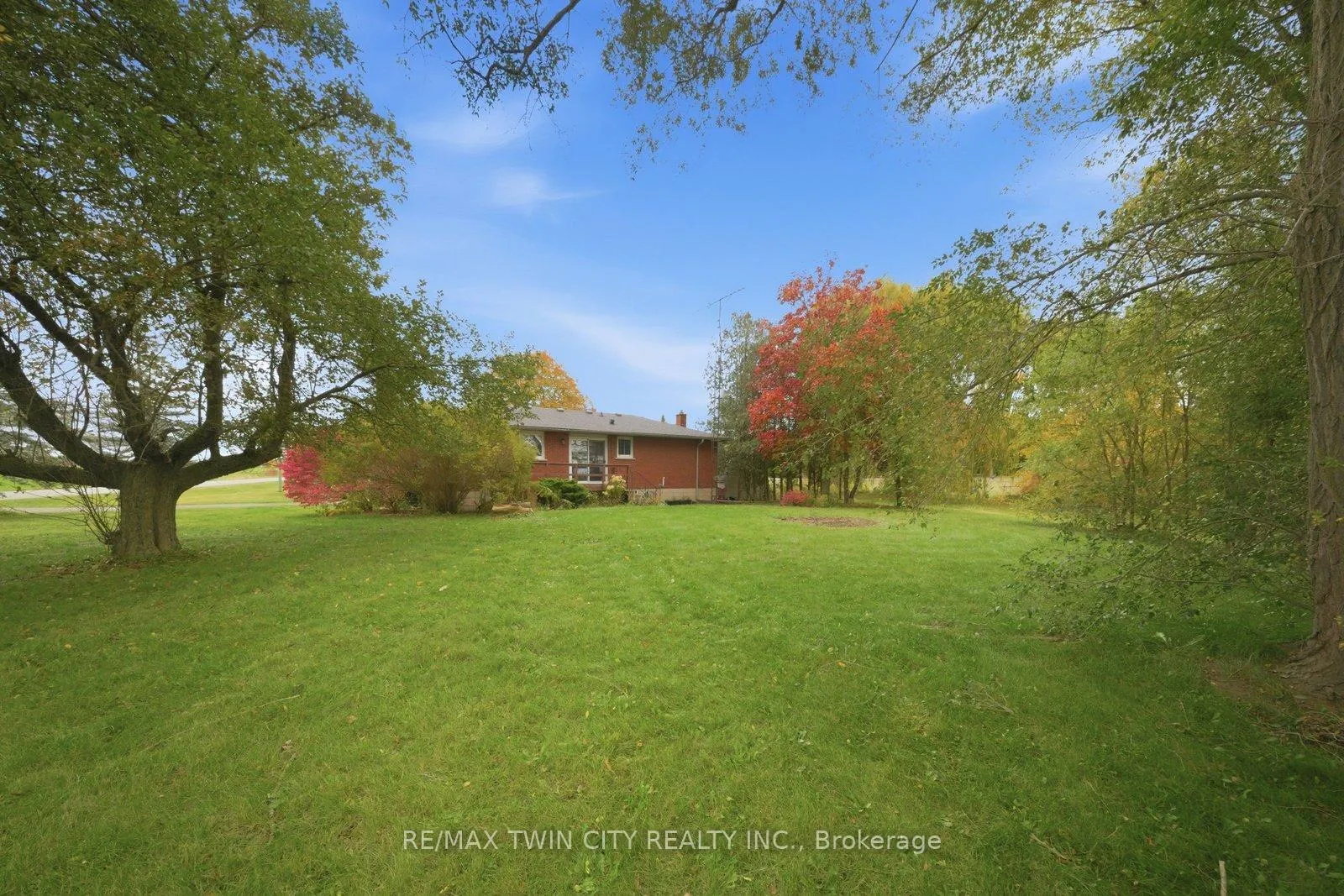 Photo 34 of 2090 Lost Mile Road, Brant, Brantford Twp — HOMEH