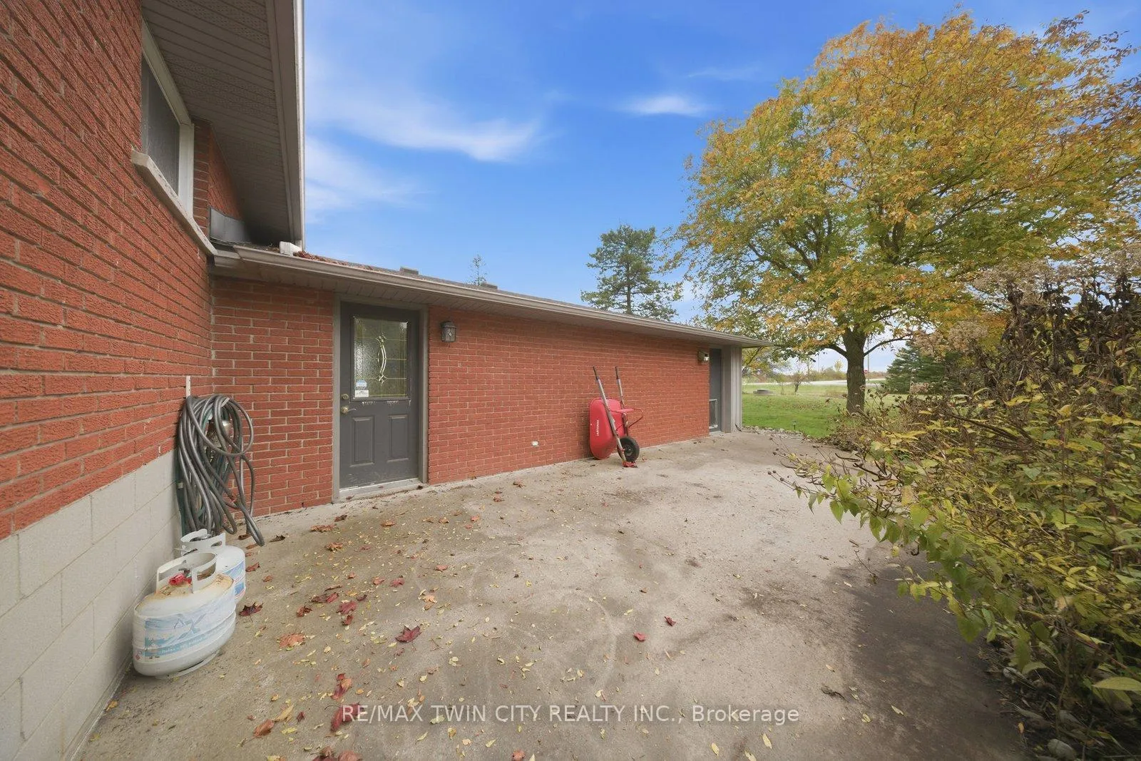 Photo 36 of 2090 Lost Mile Road, Brant, Brantford Twp — HOMEH