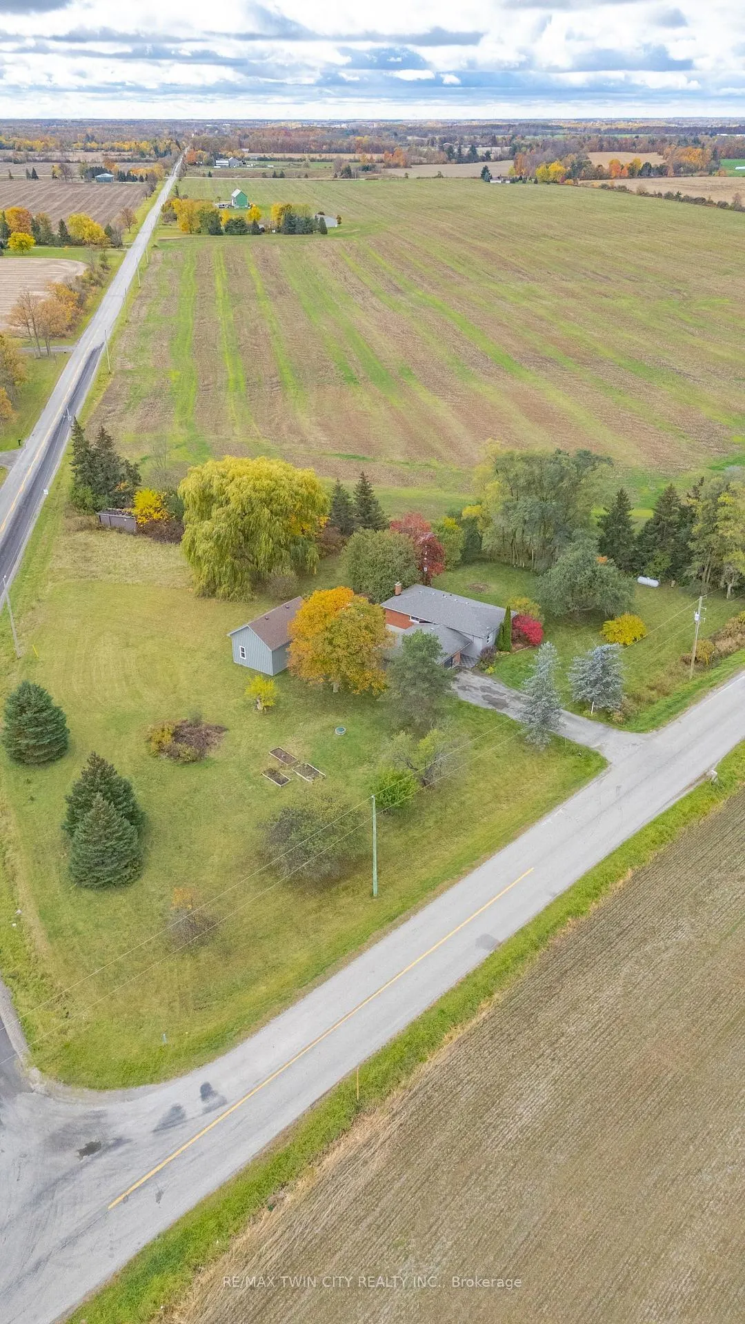 Photo 47 of 2090 Lost Mile Road, Brant, Brantford Twp — HOMEH