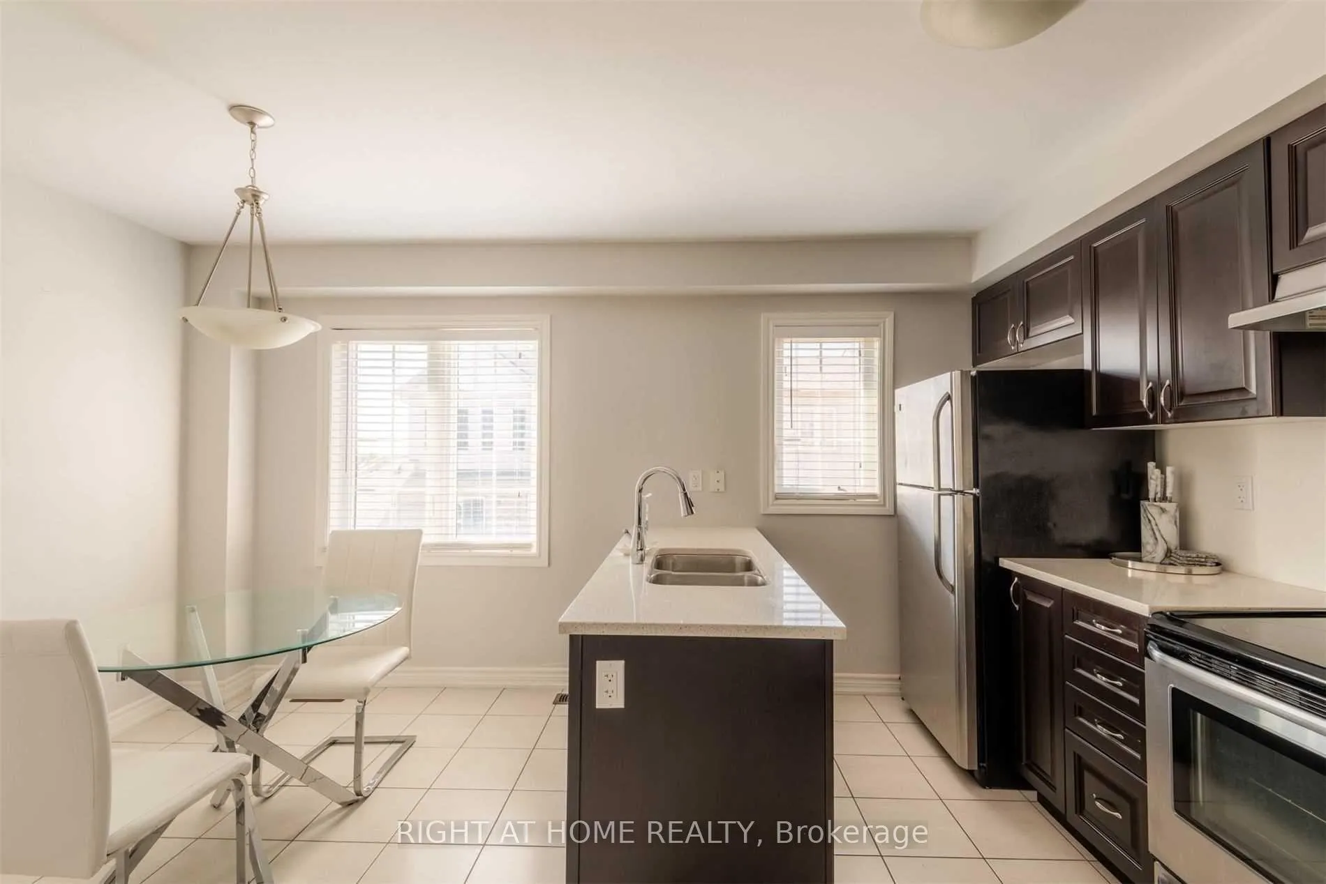 Photo 13 of 8 Magpie Way, Whitby, Blue Grass Meadows — HOMEH