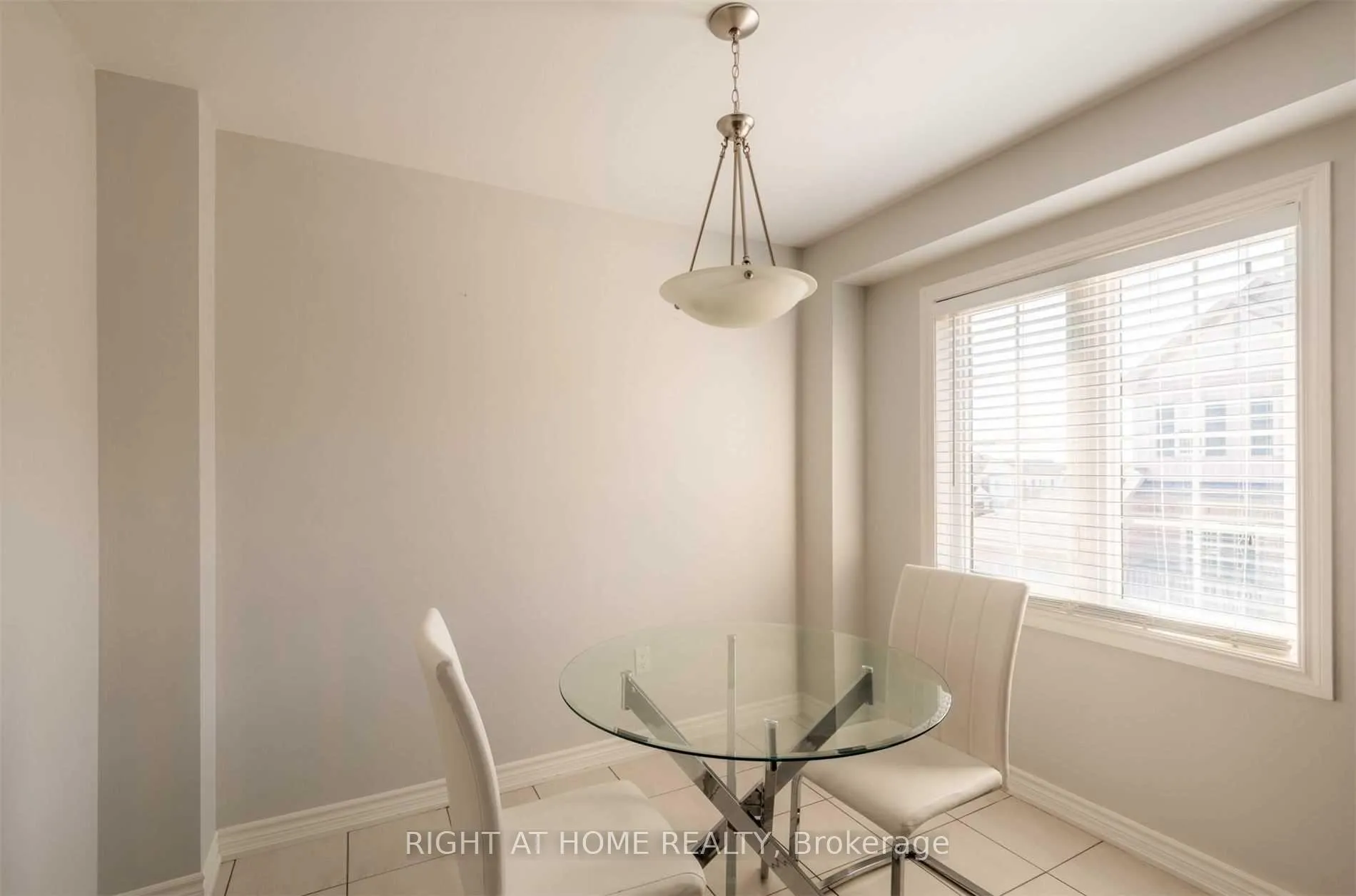 Photo 14 of 8 Magpie Way, Whitby, Blue Grass Meadows — HOMEH